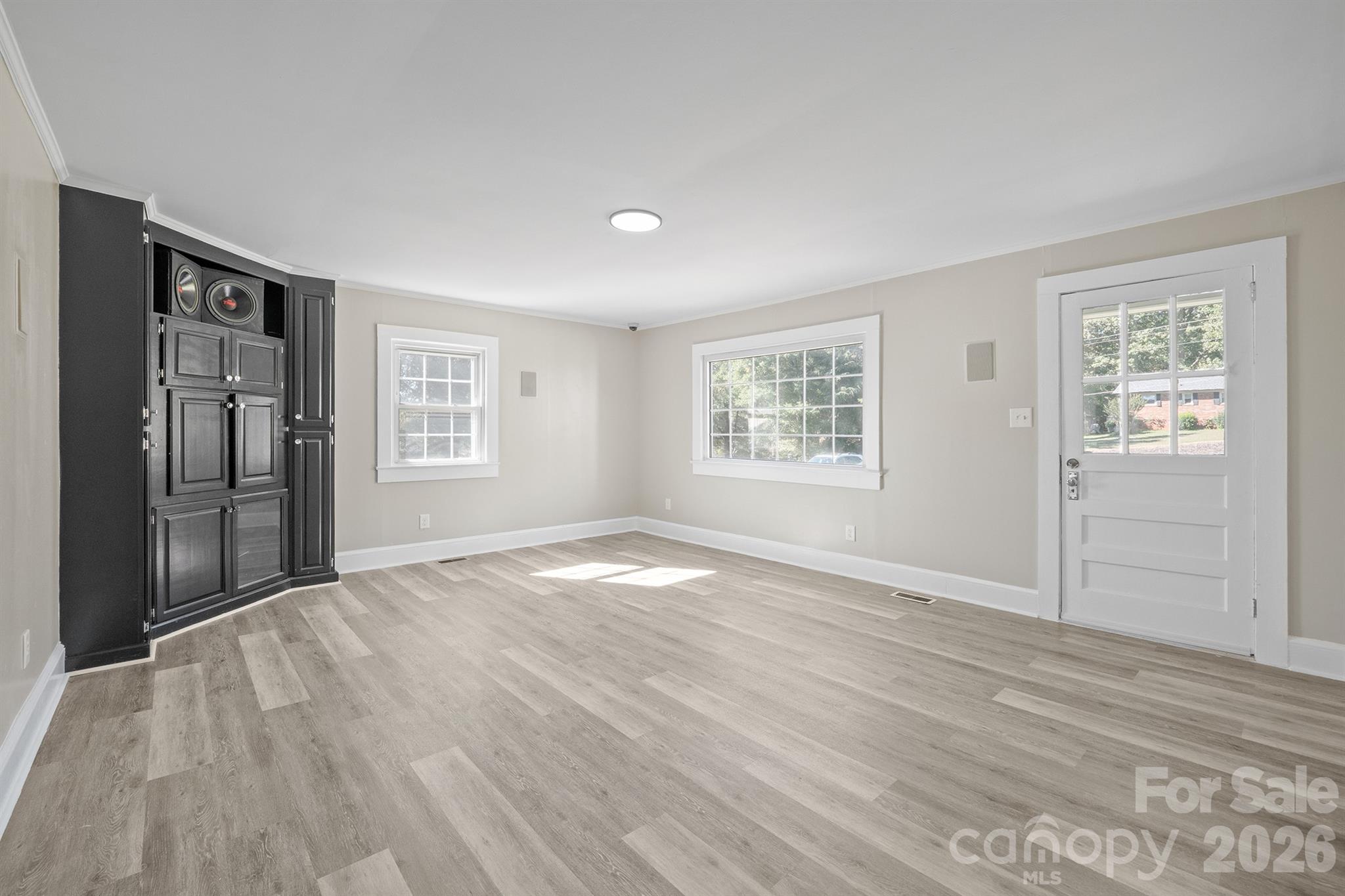 603 Westminster Drive Property Photo 11