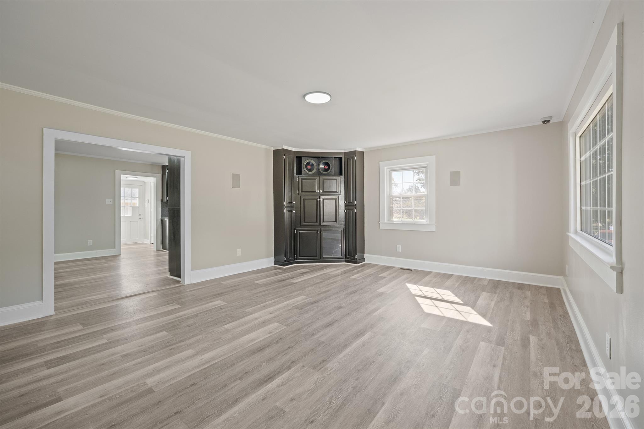 603 Westminster Drive Property Photo 12