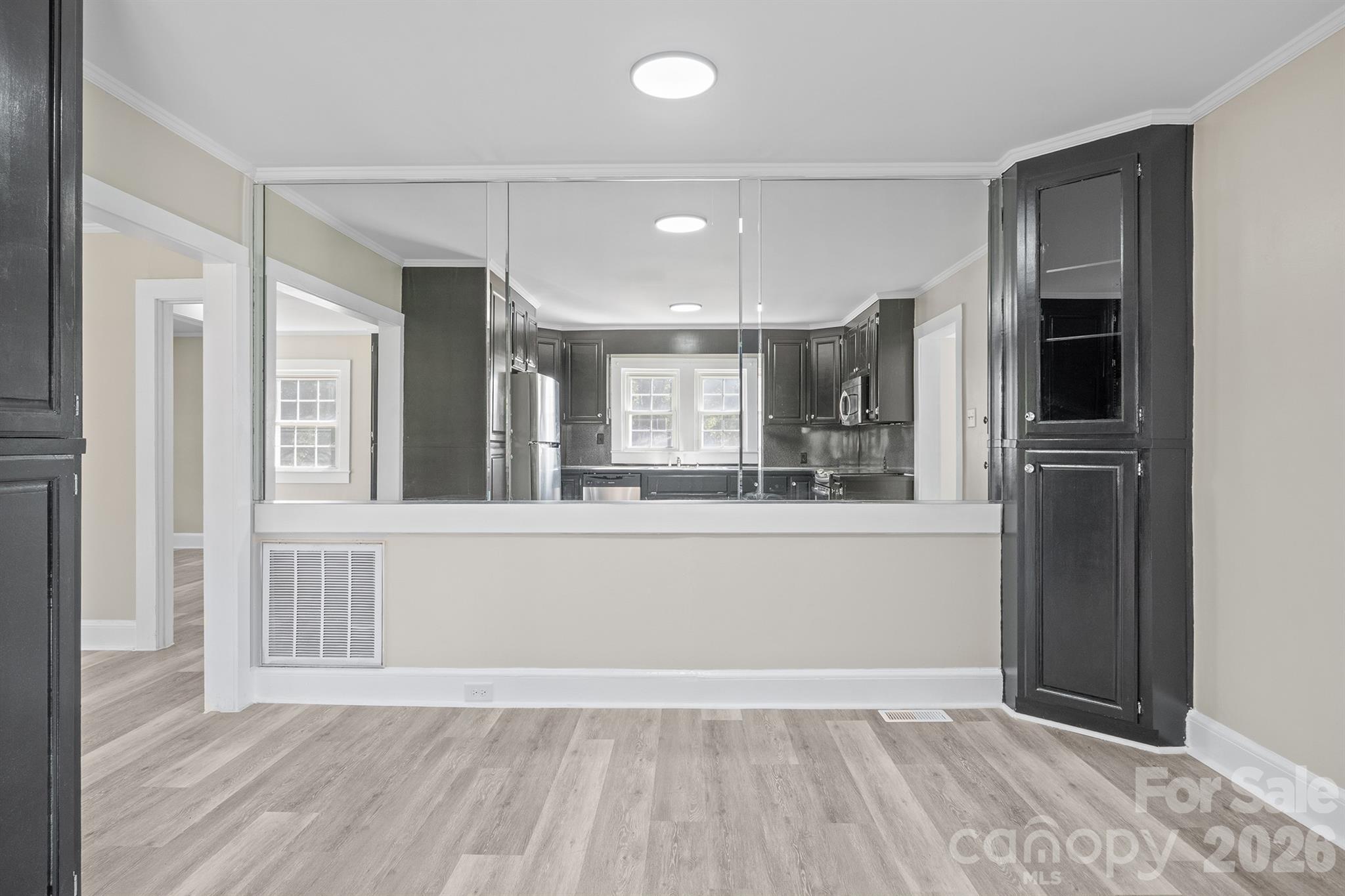 603 Westminster Drive Property Photo 17