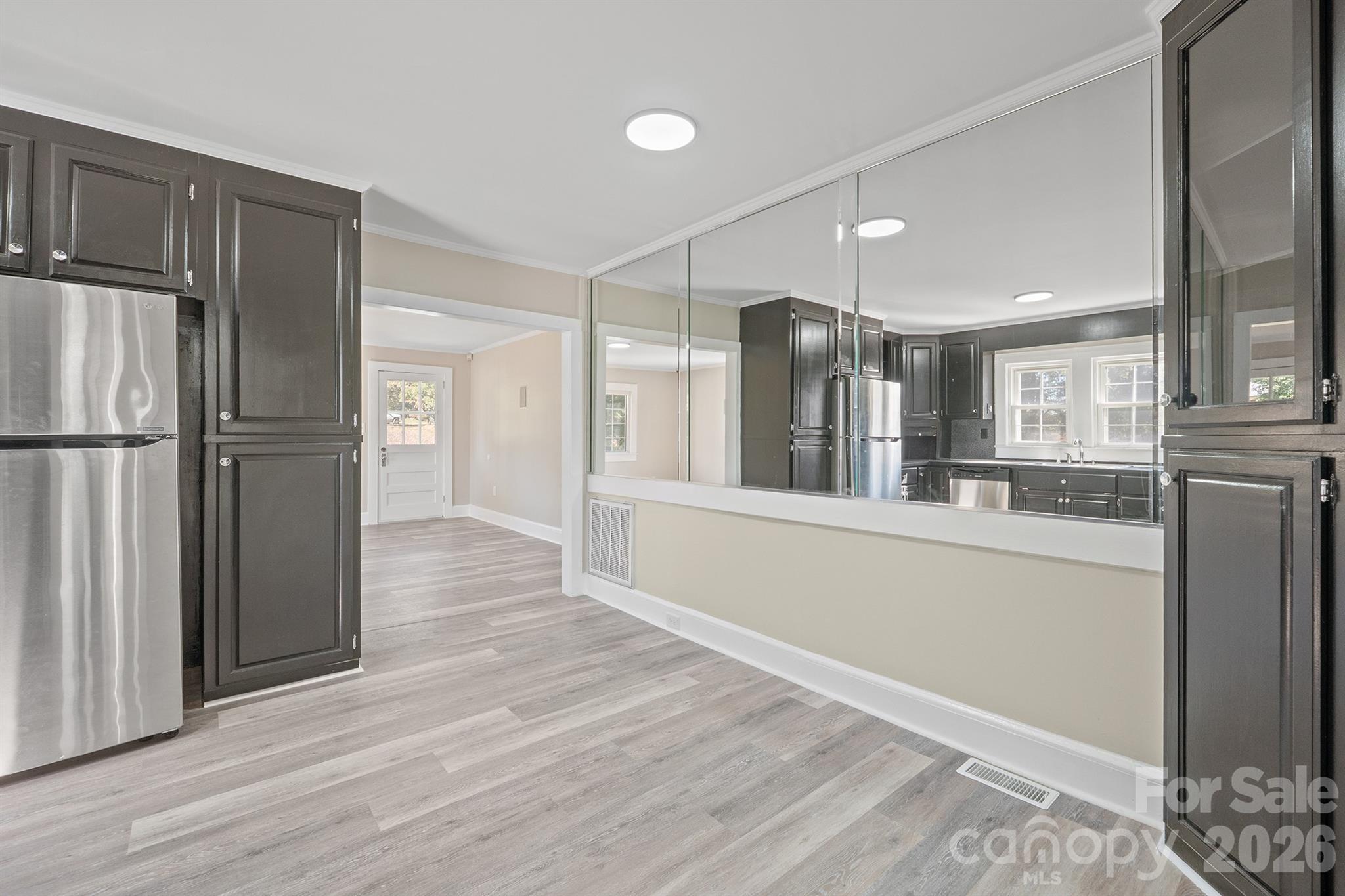 603 Westminster Drive Property Photo 18