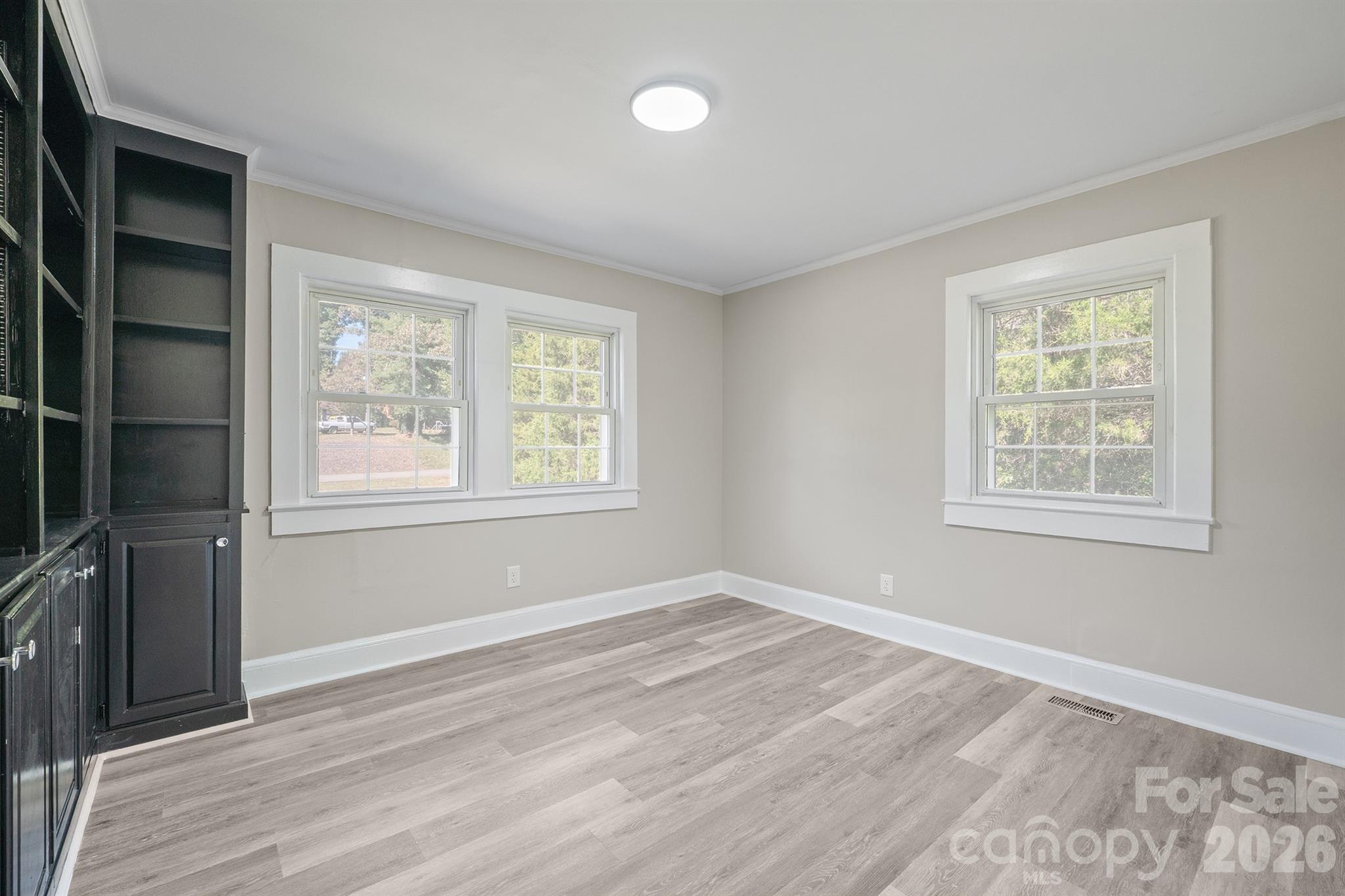 603 Westminster Drive Property Photo 28