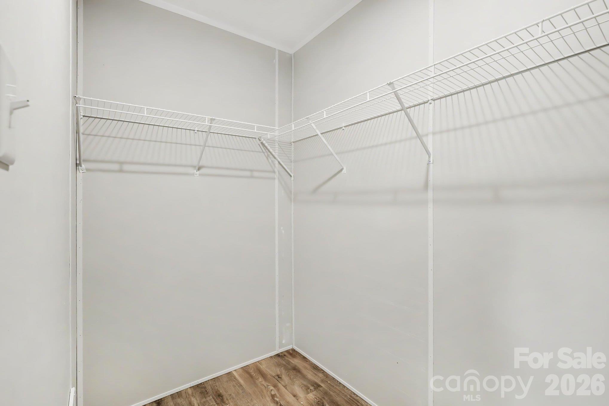 806 Eagleview Lane Property Photo 18