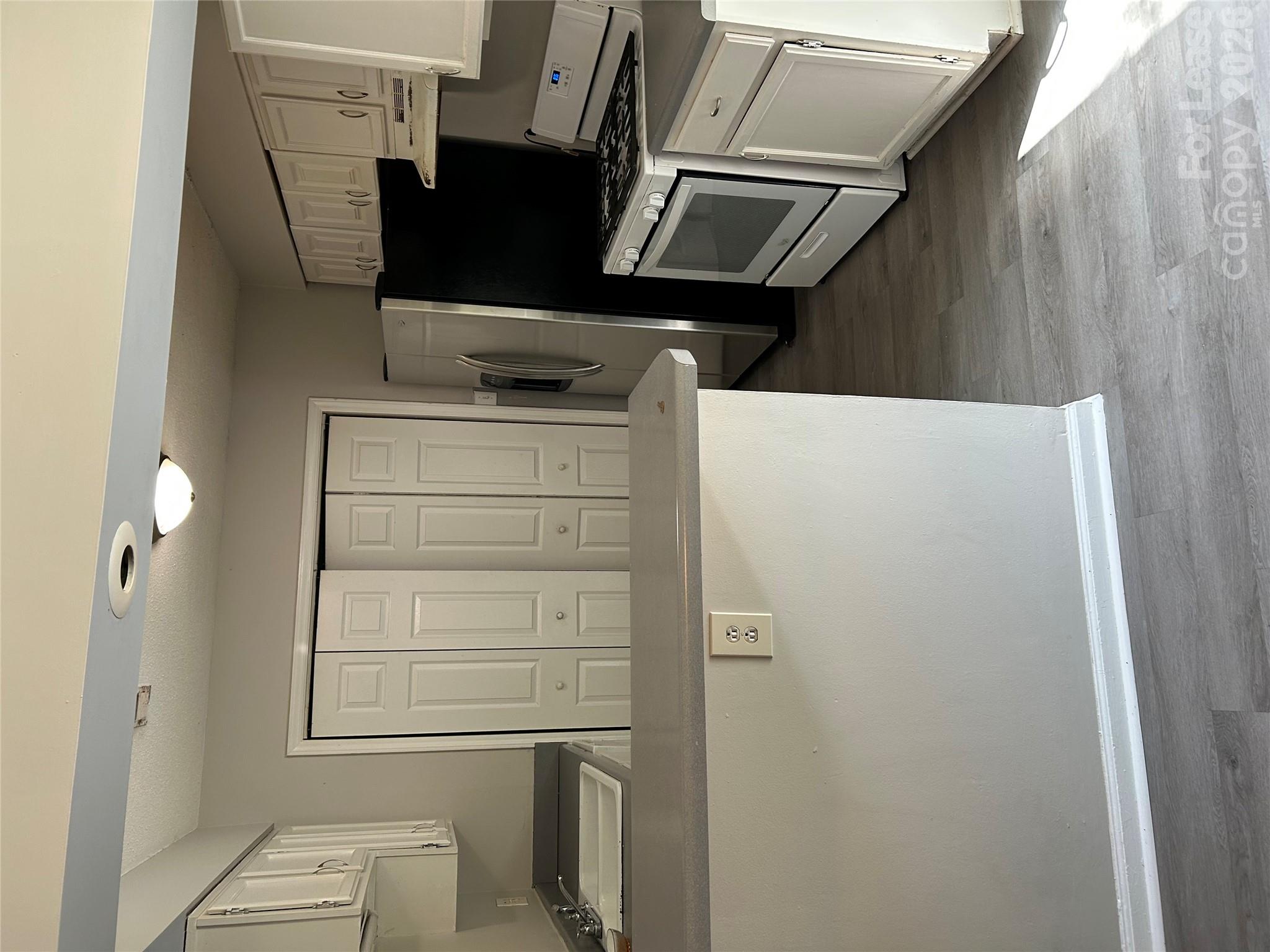 10801 Copper Field Drive Property Photo 4