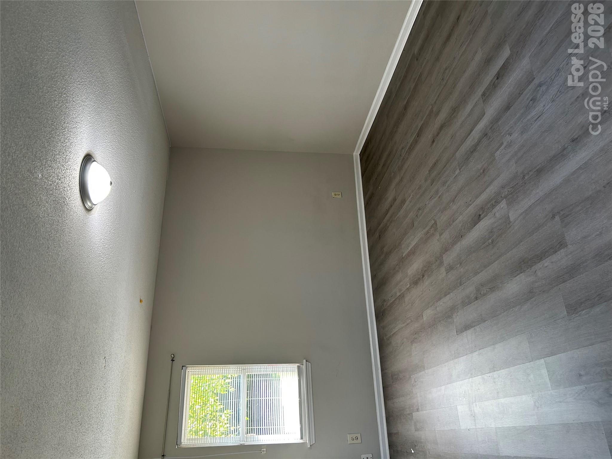 10801 Copper Field Drive Property Photo 8