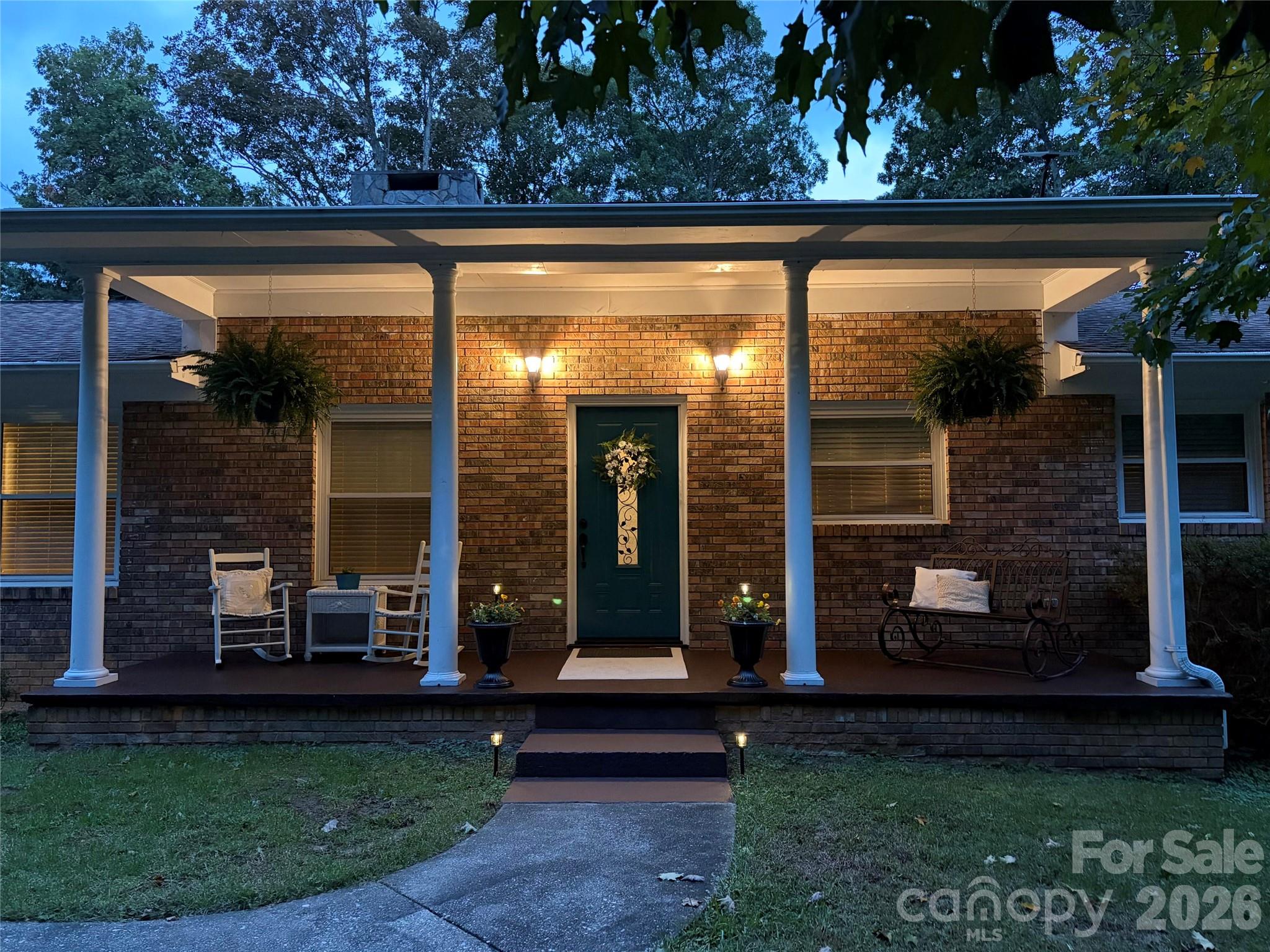 430 Carters Ridge Road Property Photo 1