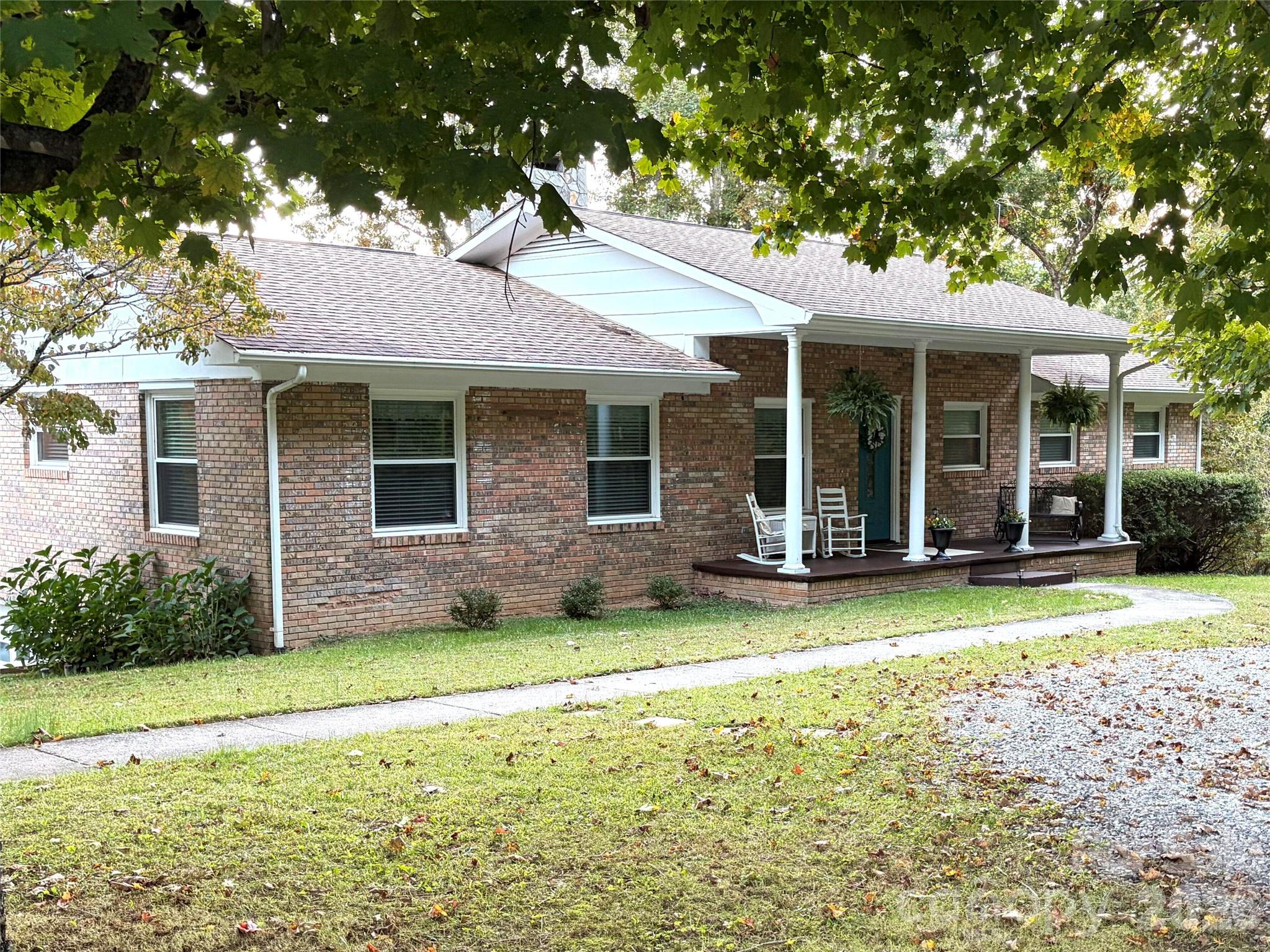 430 Carters Ridge Road Property Photo 2