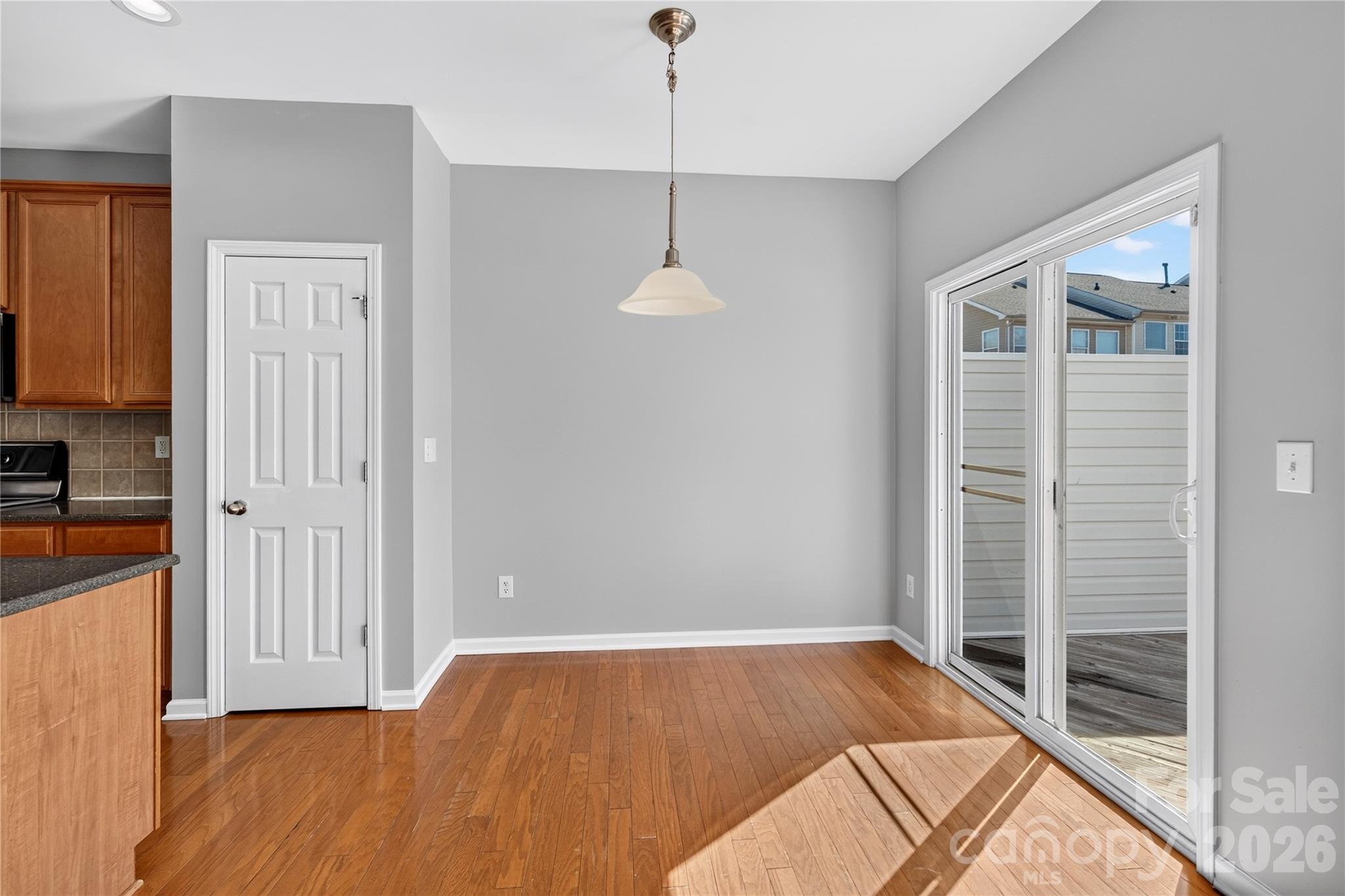 2053 Cambridge Beltway Drive Property Photo 6