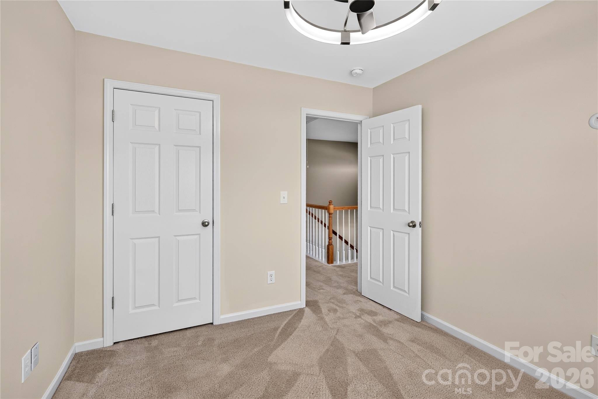 2053 Cambridge Beltway Drive Property Photo 15