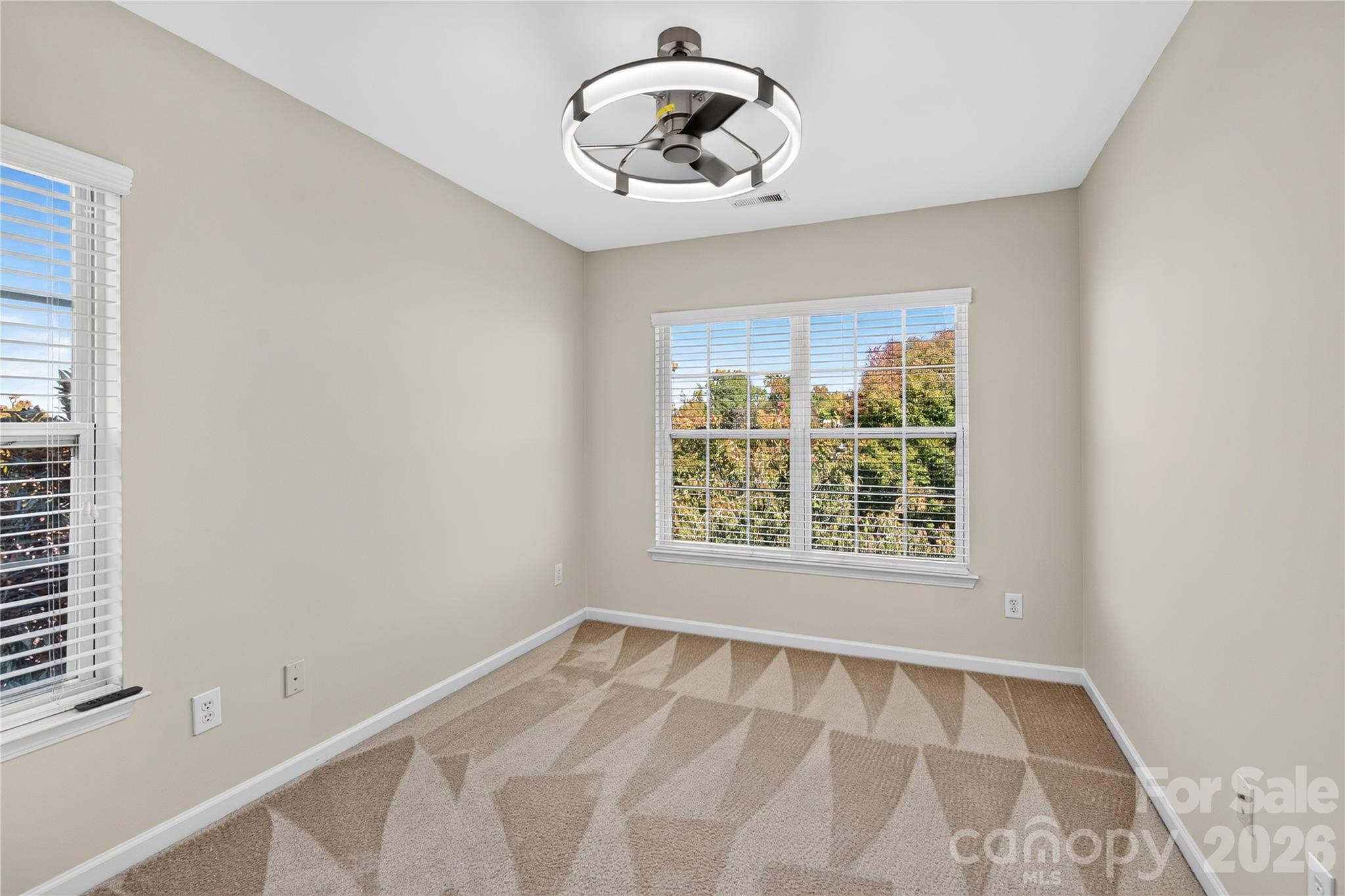 2053 Cambridge Beltway Drive Property Photo 16