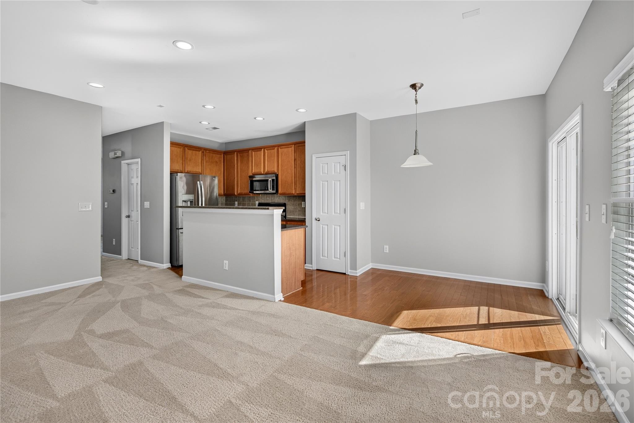 2053 Cambridge Beltway Drive Property Photo 23