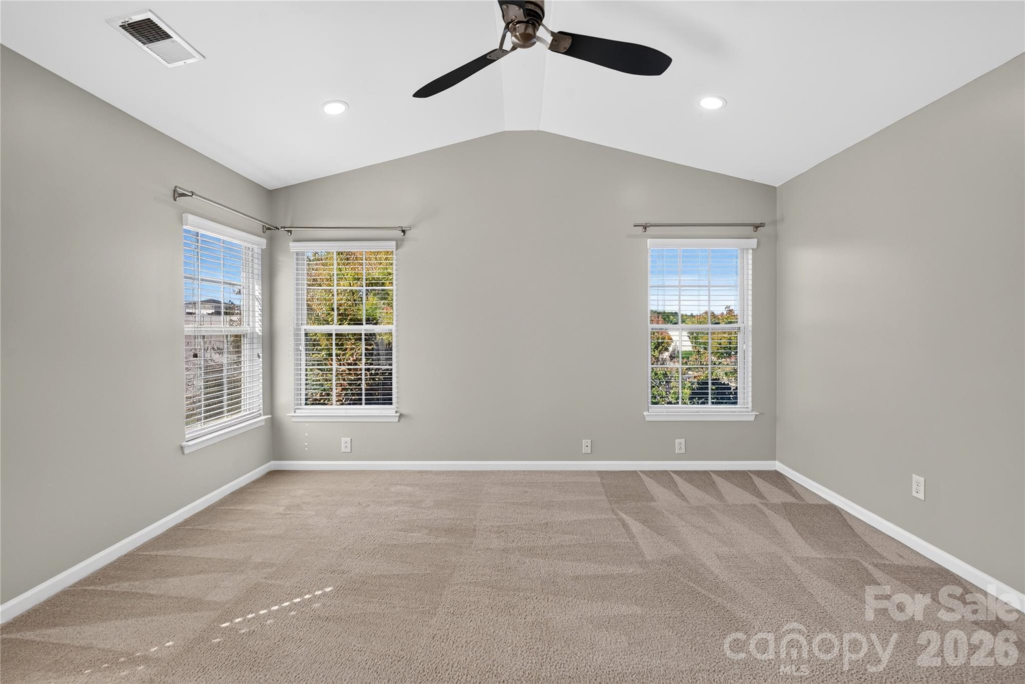 2053 Cambridge Beltway Drive Property Photo 25
