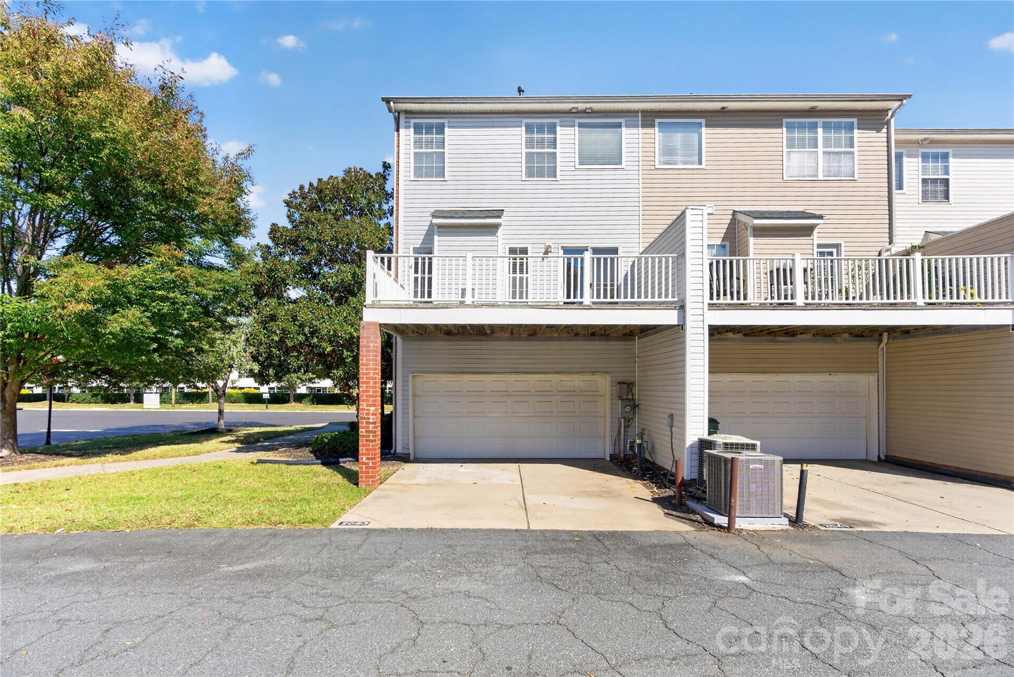 2053 Cambridge Beltway Drive Property Photo 40