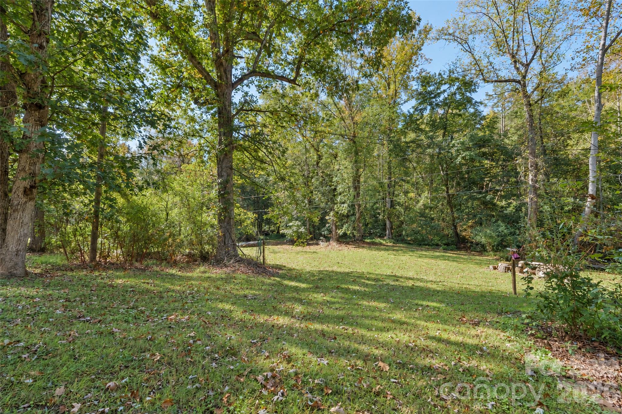 4409 Magnolia Lane Property Photo 4
