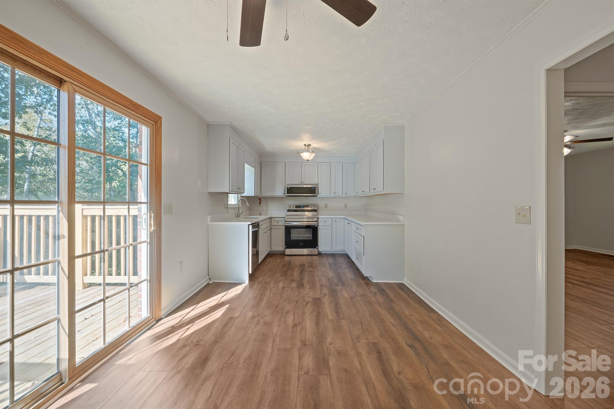 4409 Magnolia Lane Property Photo 14