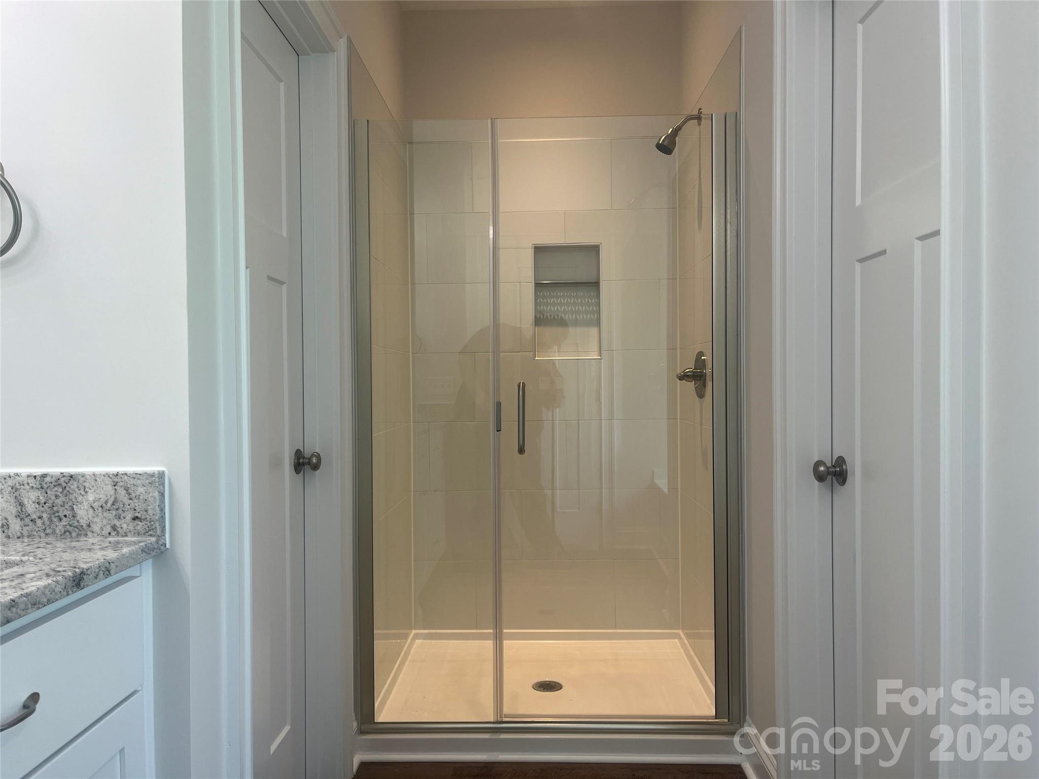 403 E 21st Street Property Photo 14