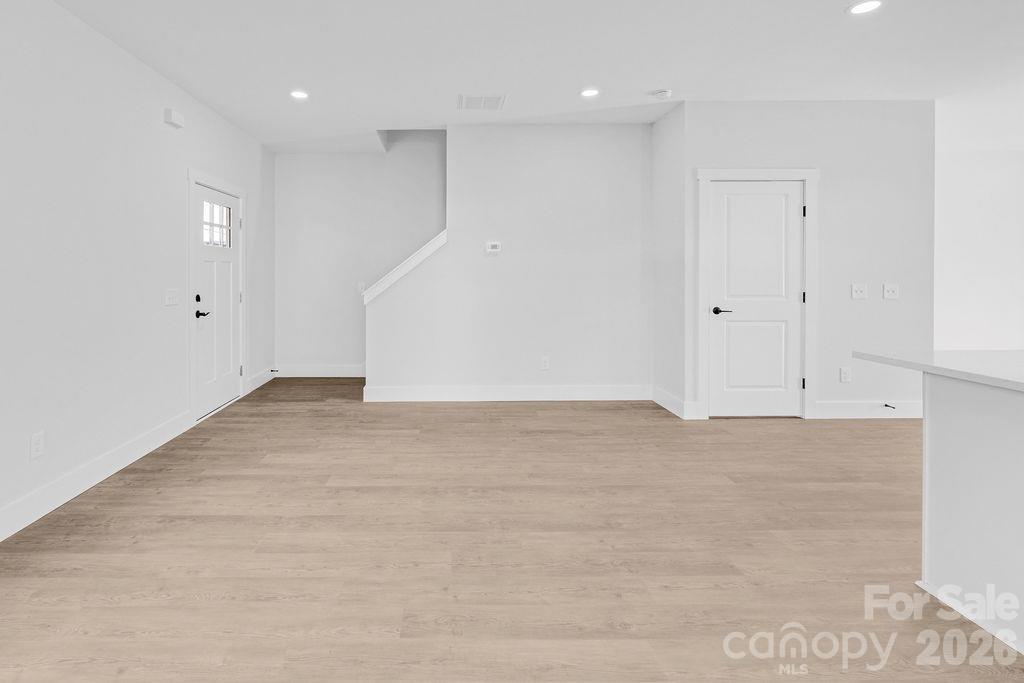 1437 10th Avenue Property Photo 8