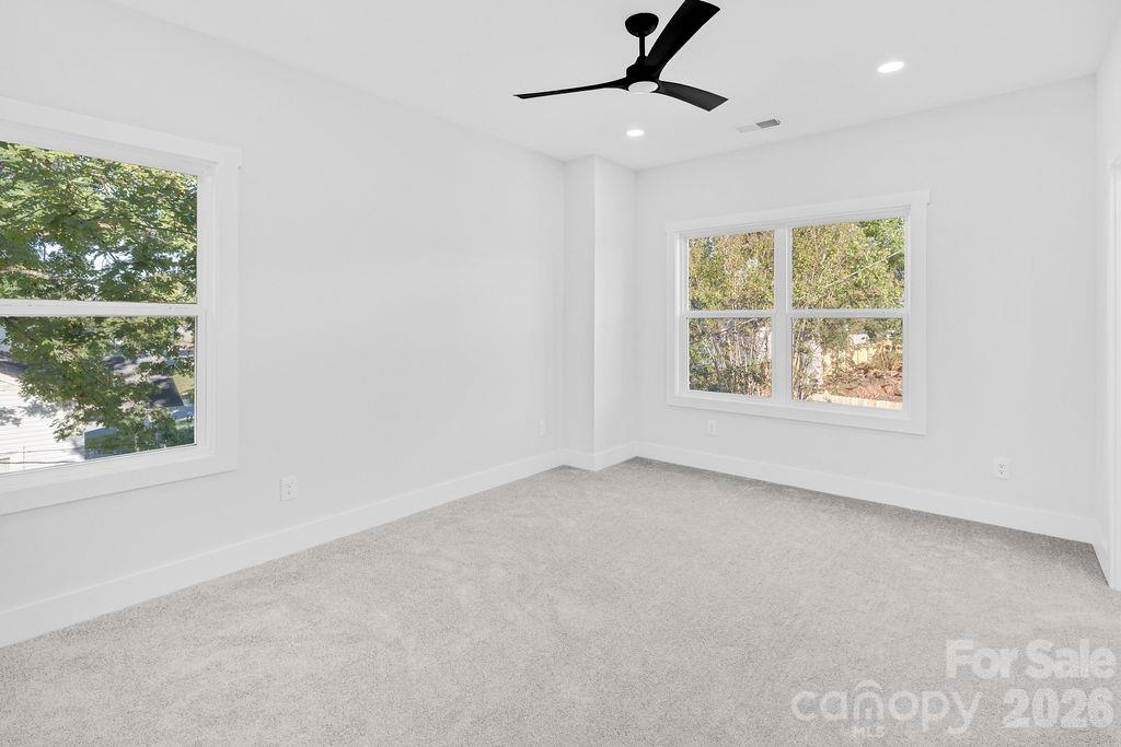 1437 10th Avenue Property Photo 18