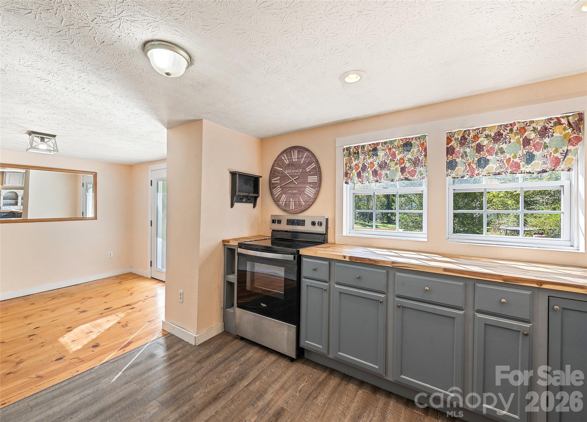 179 Jonathan Creek Road Property Photo 6