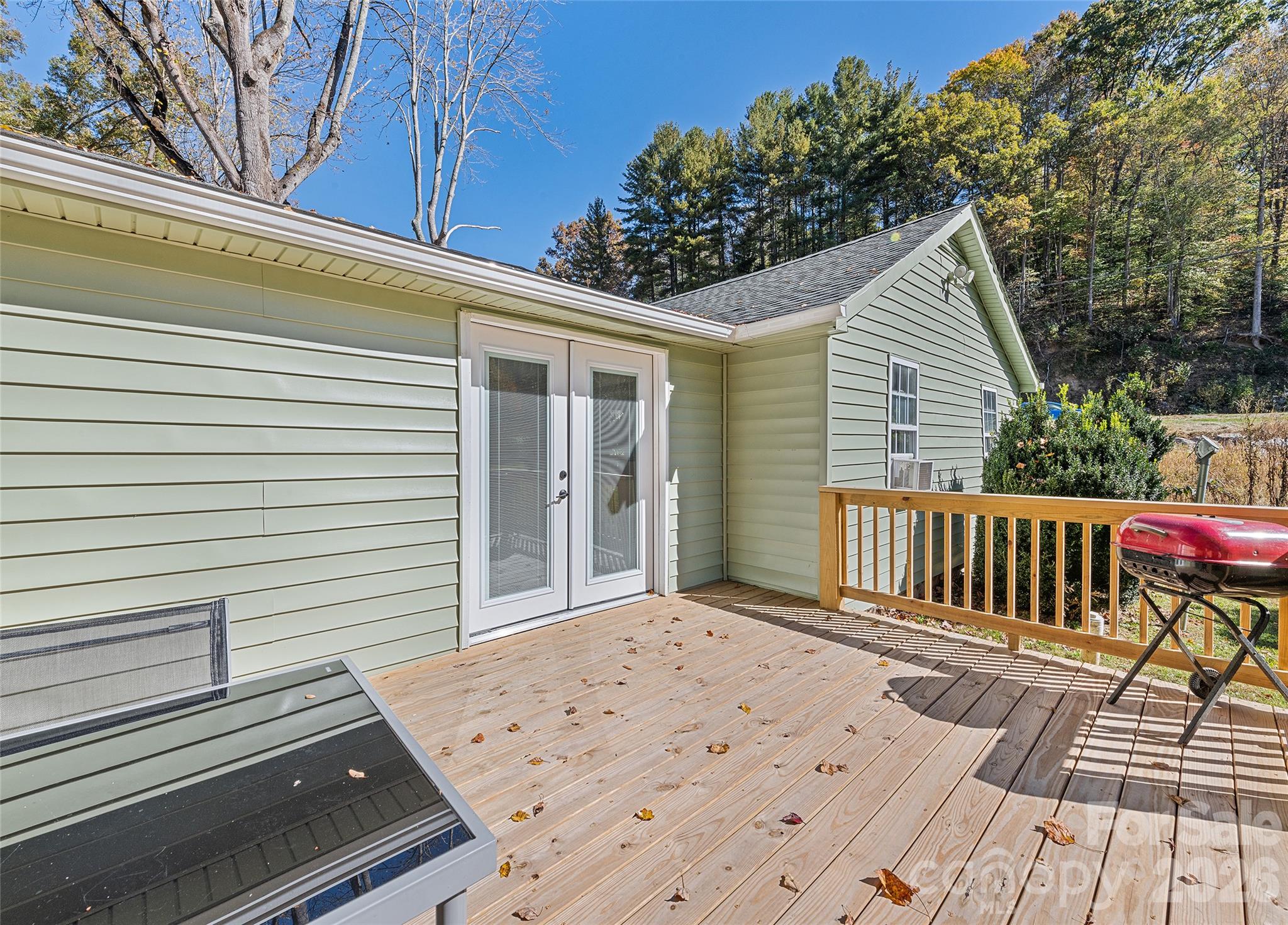 179 Jonathan Creek Road Property Photo 9