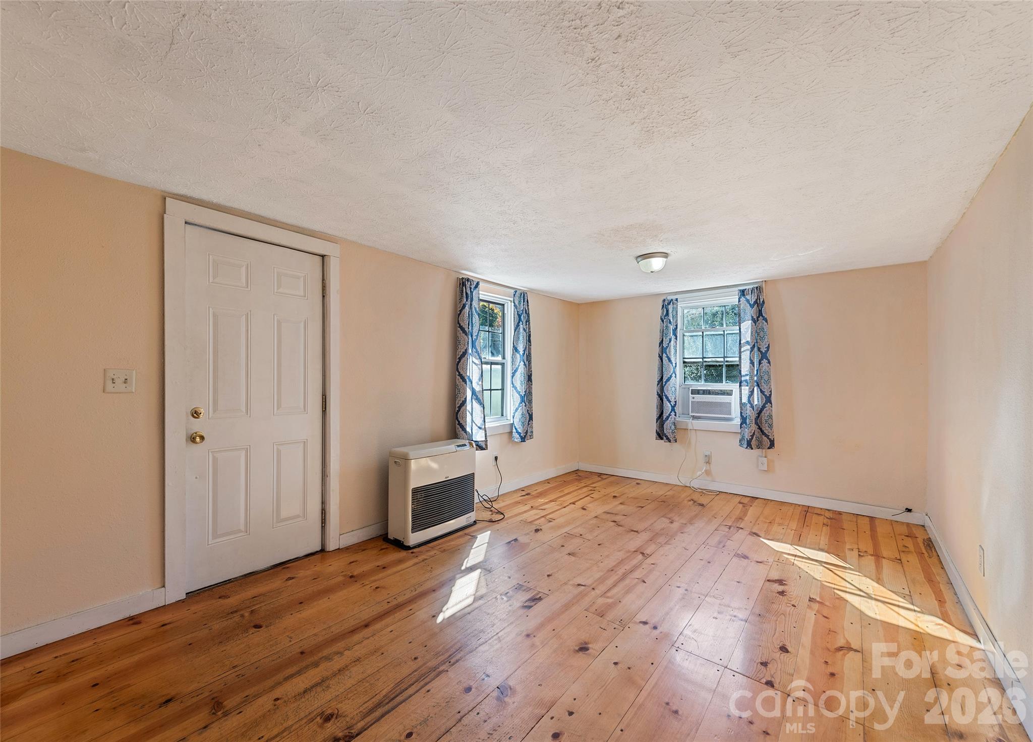 179 Jonathan Creek Road Property Photo 15