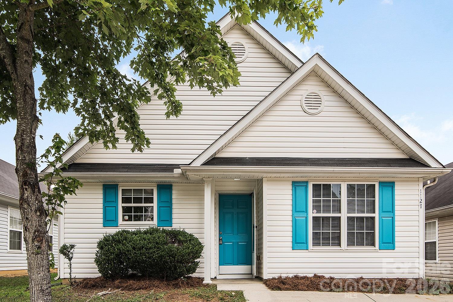1127 Hannah Rae Court Property Photo 1