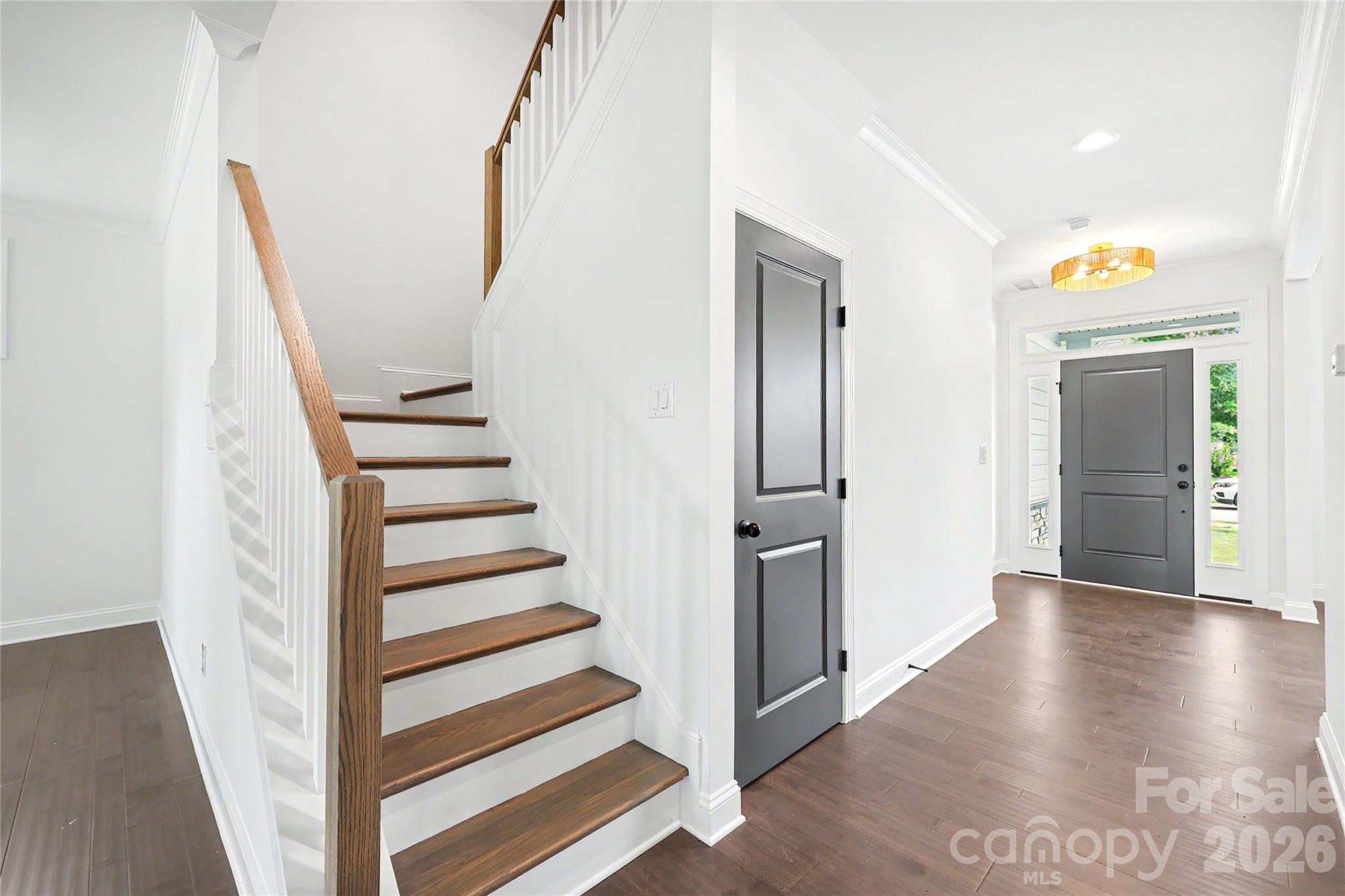 9925 Ardley Park Way Property Photo 10