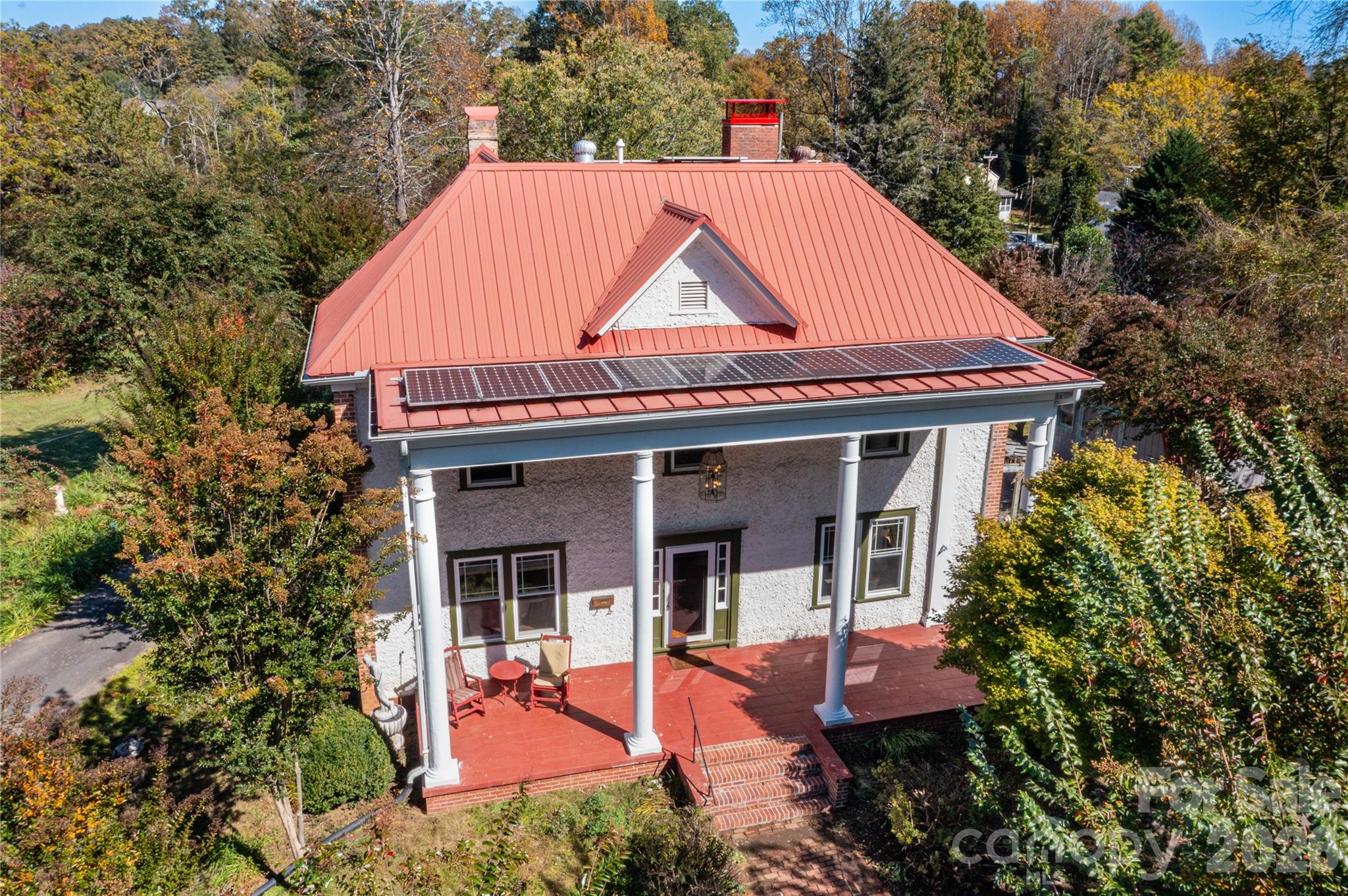 10 Best Life Lane Property Photo 1