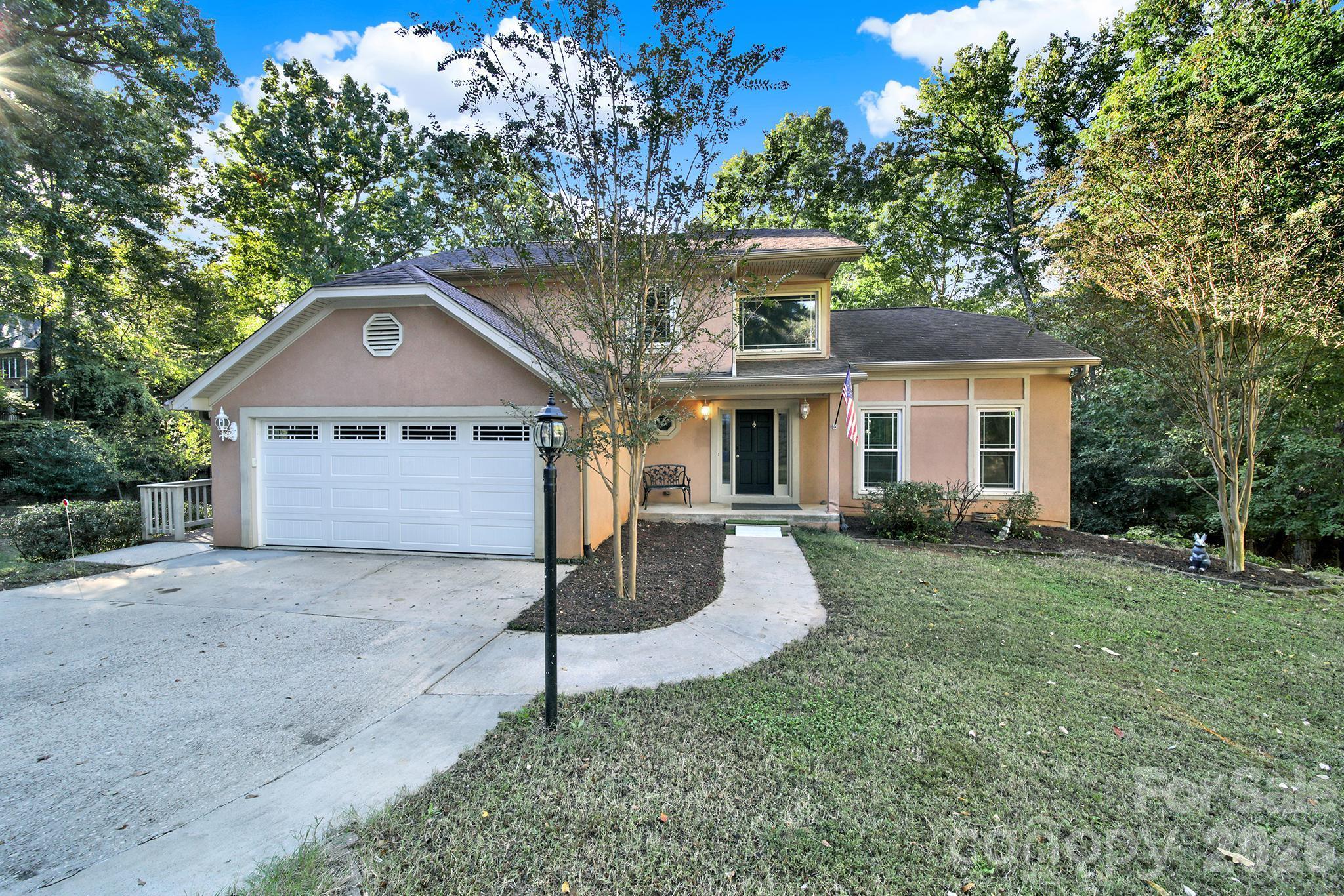 7055 Mariners Court Property Photo 1