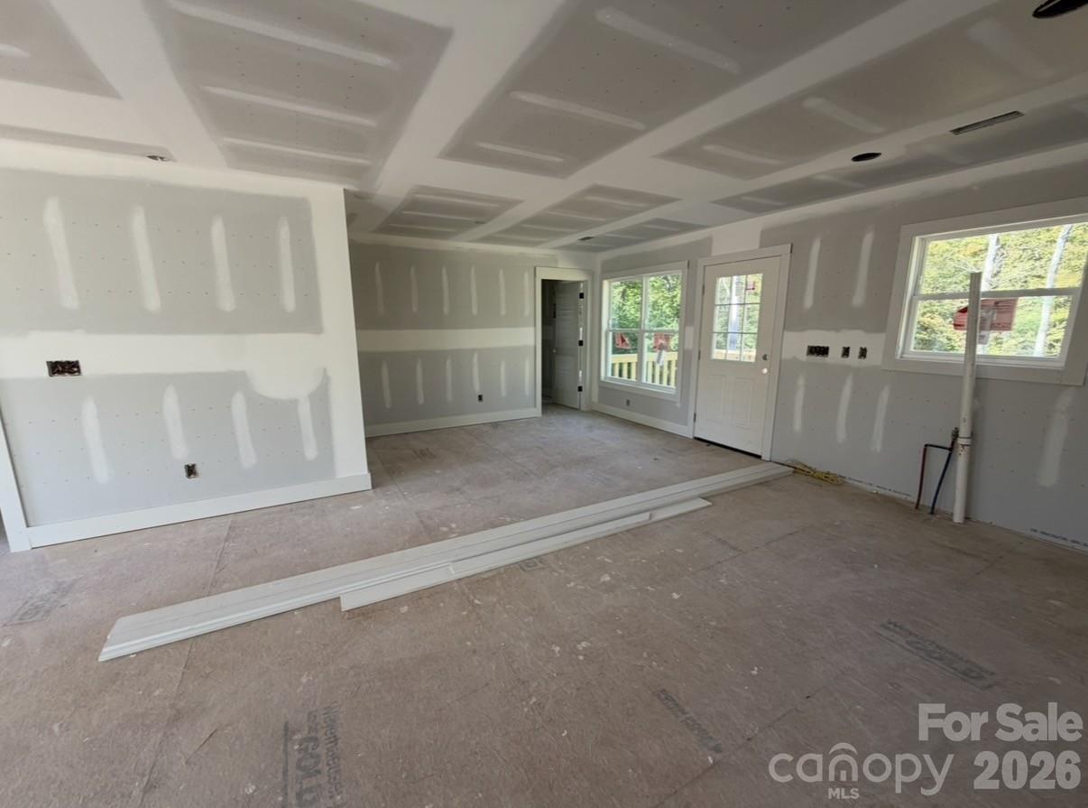 963 Greensboro Extension Property Photo 4