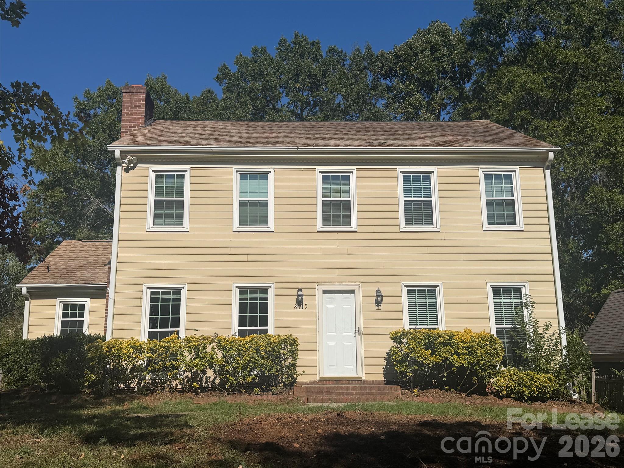 8915 Gamesford Drive Property Photo 1