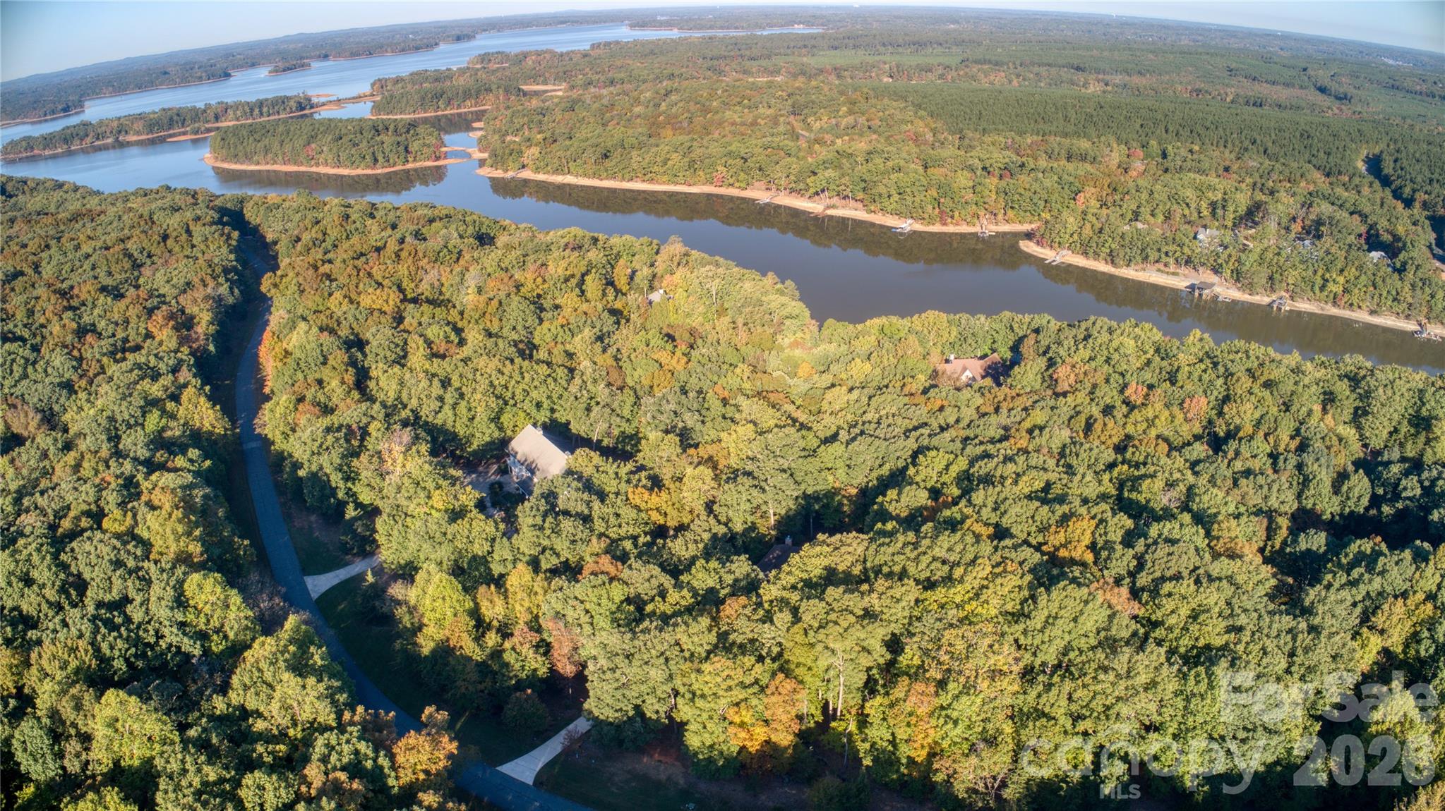 1610 Rocky Cove Lane Property Photo 3