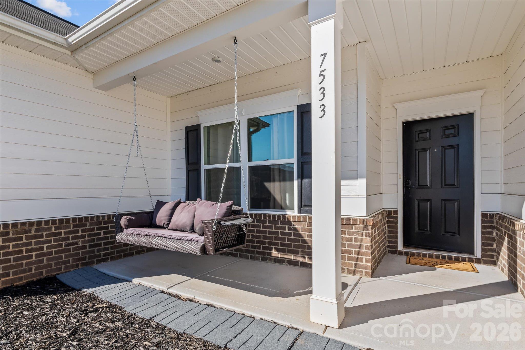 7533 Bridle Court 5 Property Photo 3