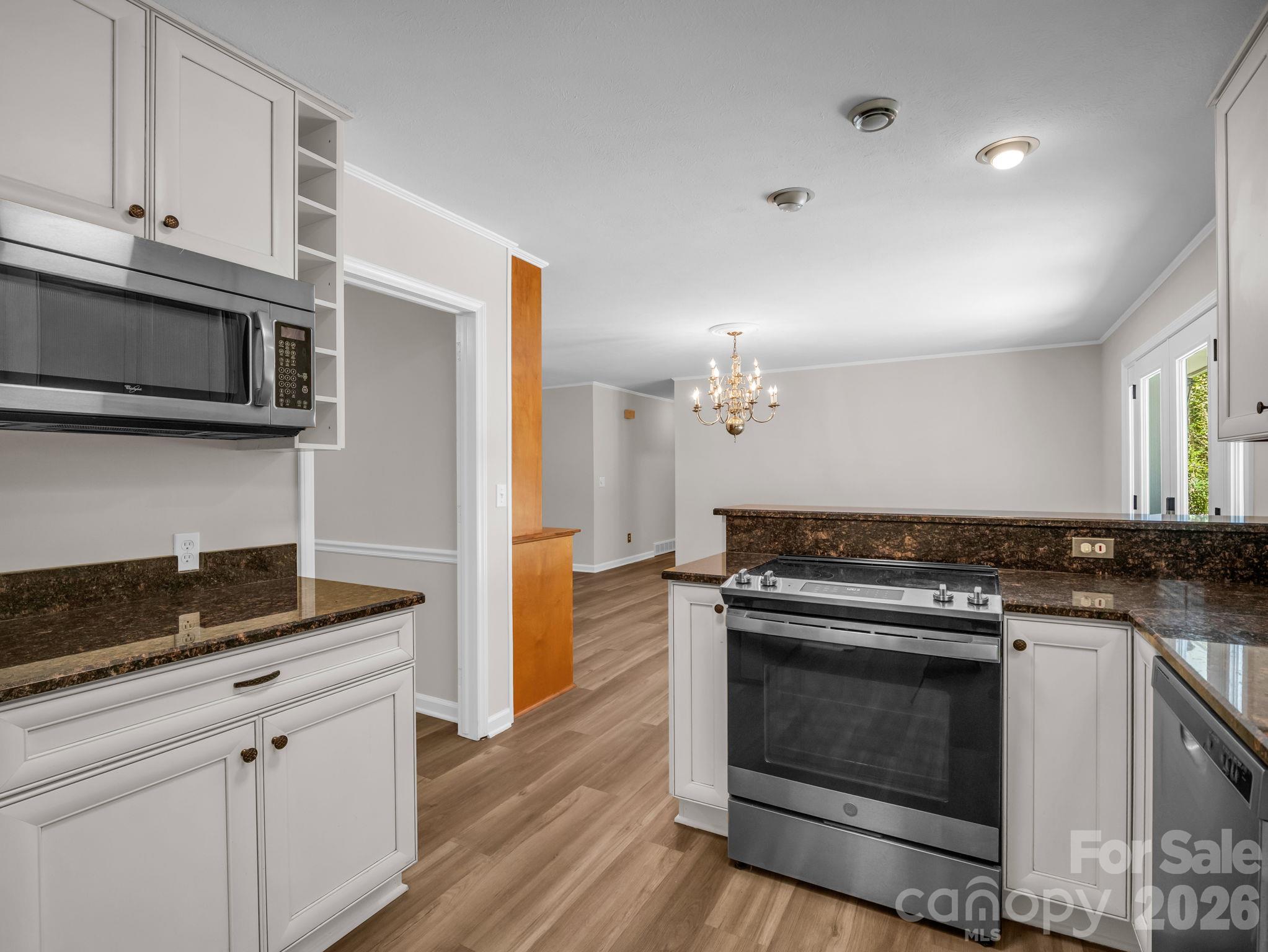 2630 Seminole Drive Property Photo 15
