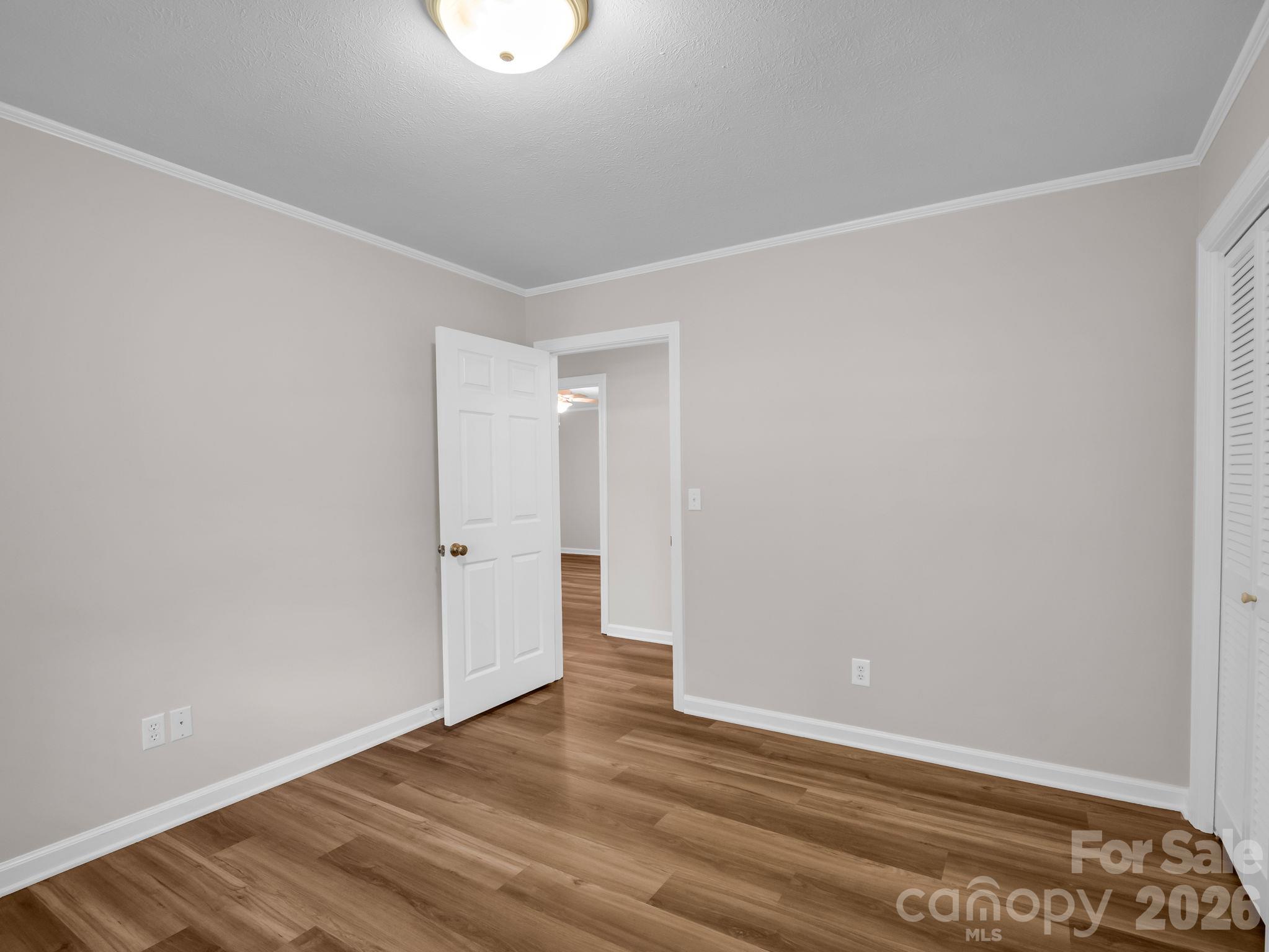 2630 Seminole Drive Property Photo 27