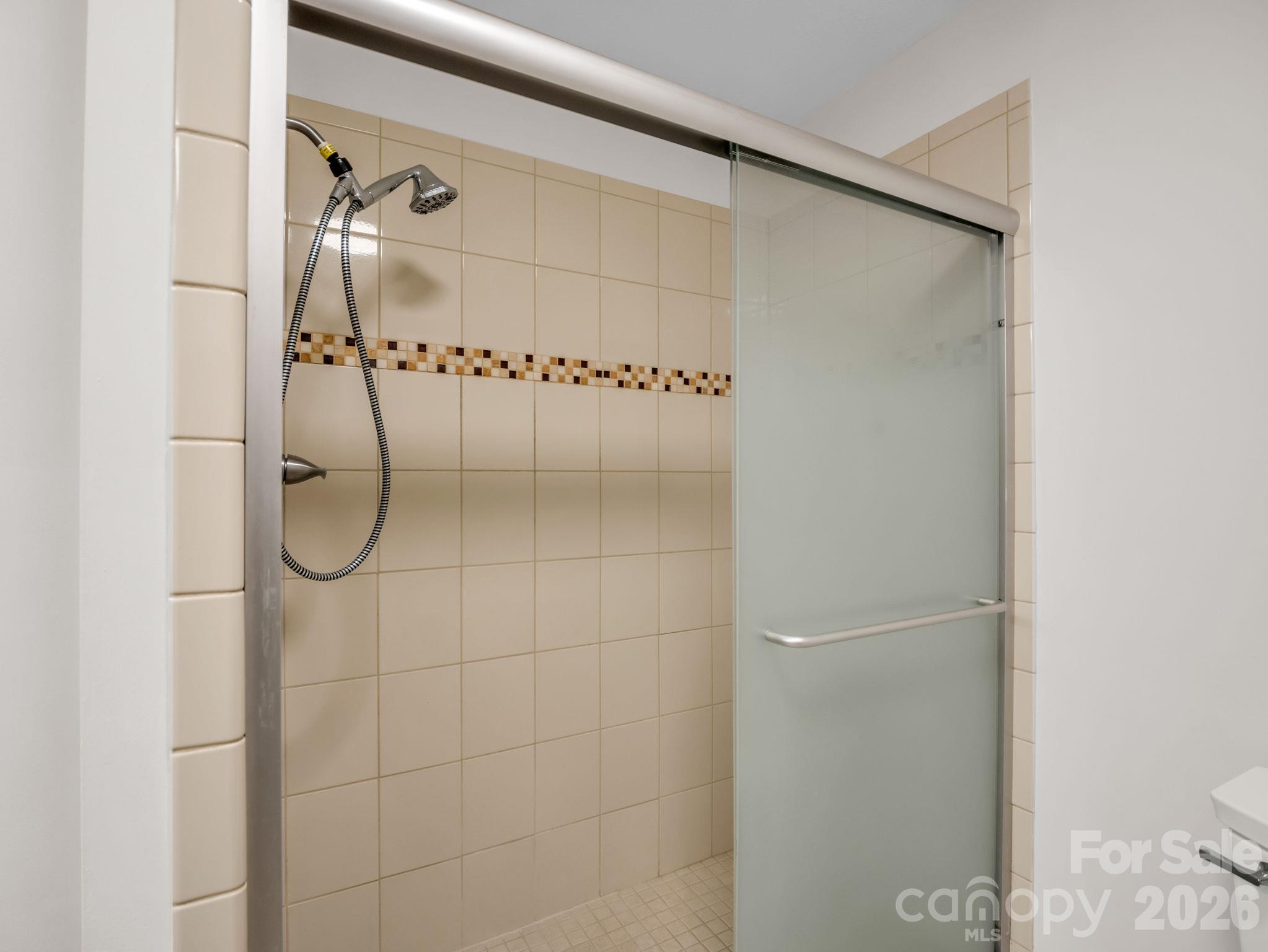 2630 Seminole Drive Property Photo 31