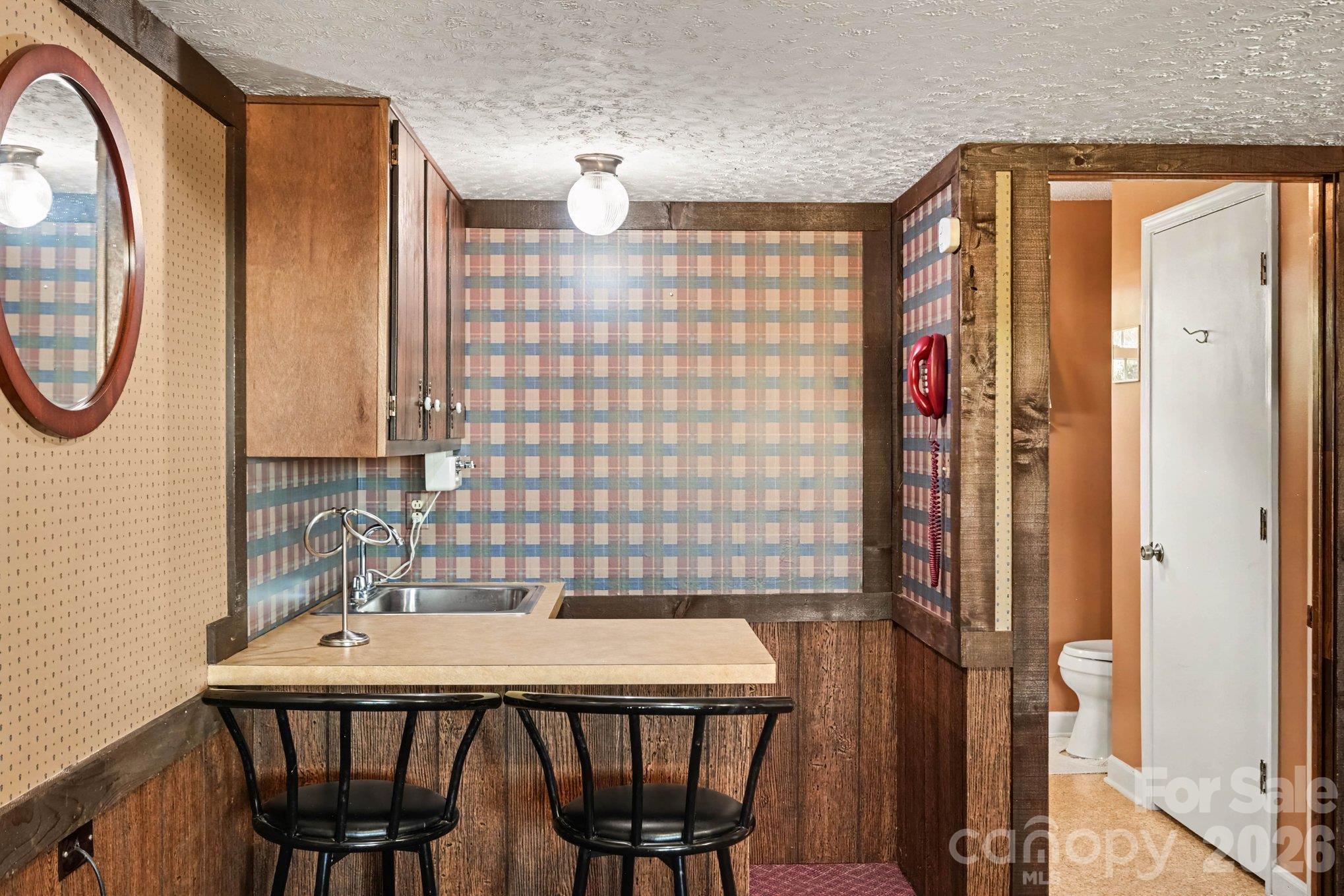 729 Redland Road Property Photo 25