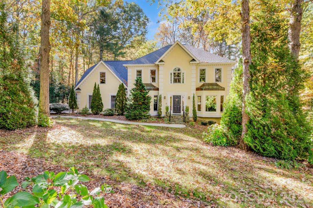 107 Sunningdale Drive Property Photo 1