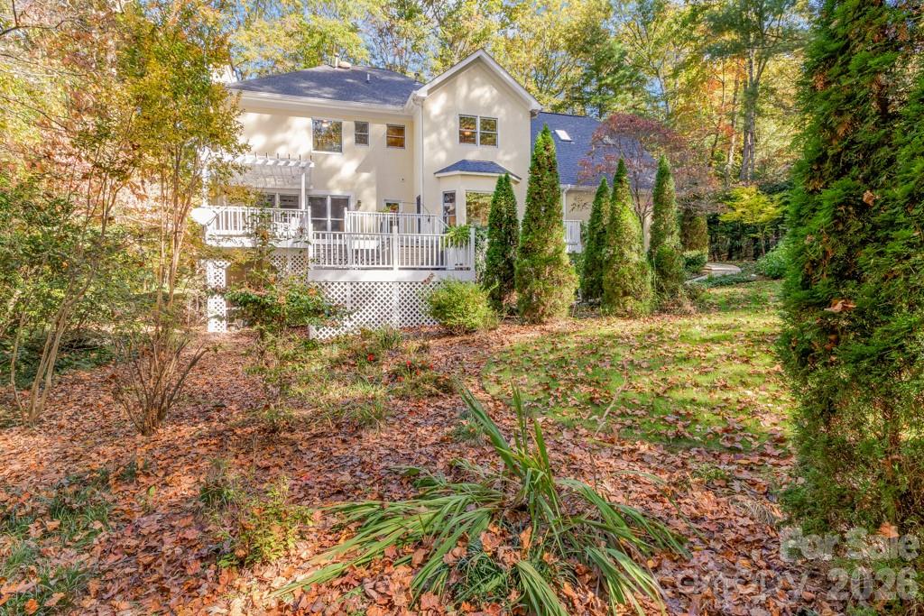 107 Sunningdale Drive Property Photo 2
