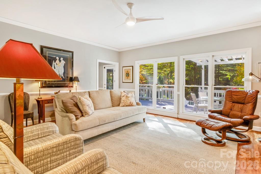 107 Sunningdale Drive Property Photo 16