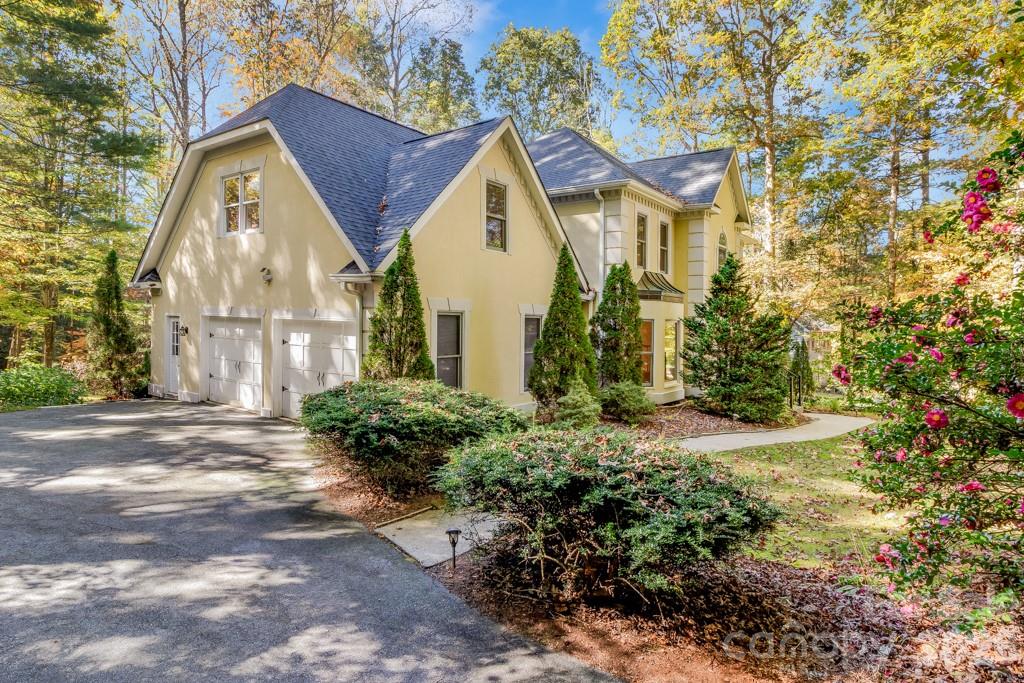107 Sunningdale Drive Property Photo 38