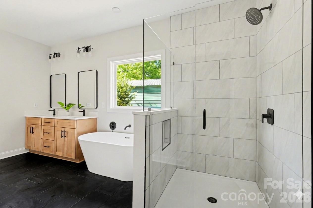 1452 Robinwood Road Property Photo 13