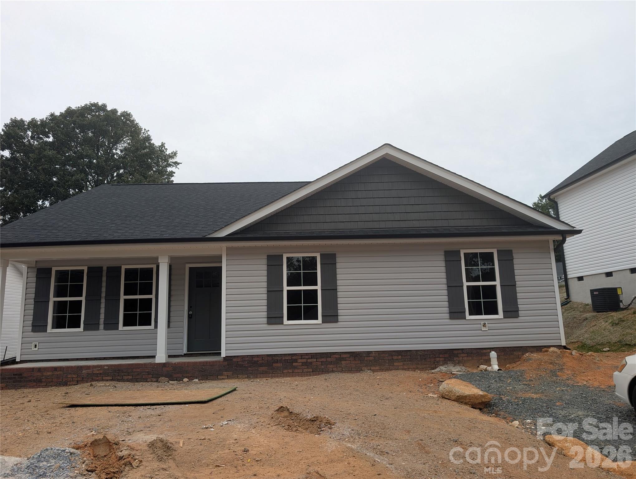 810 Evergreen Avenue 2 Property Photo 1