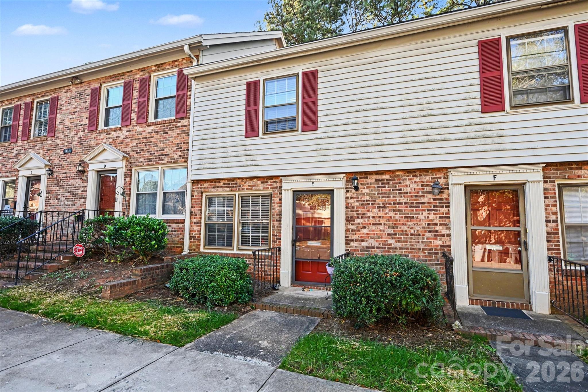 6436 Old Pineville Road E Property Photo 2