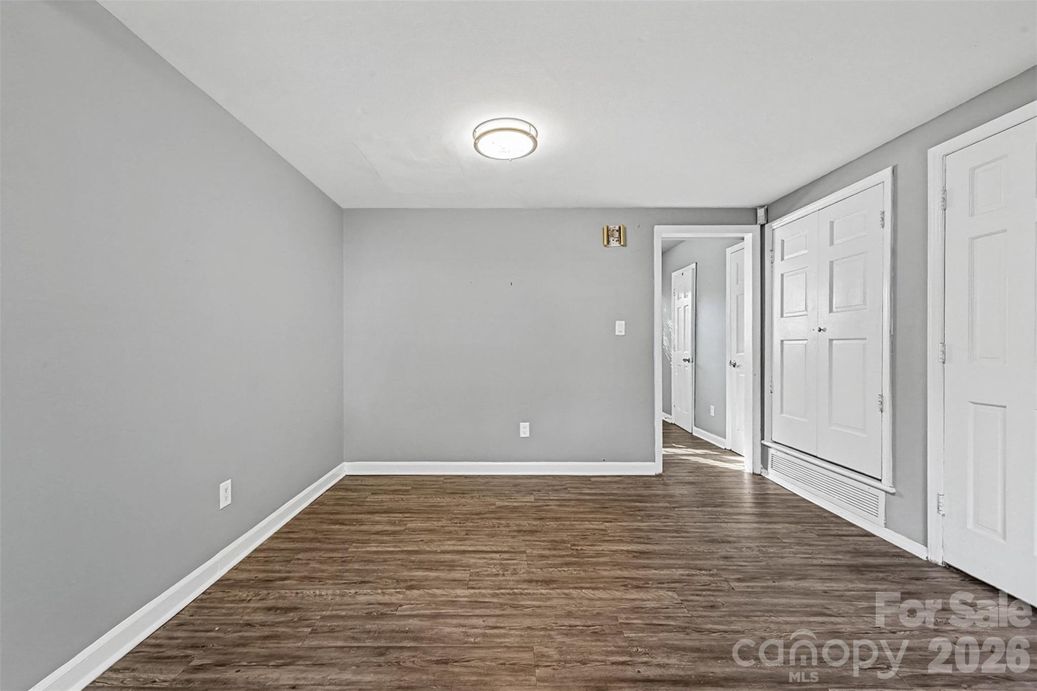 6436 Old Pineville Road E Property Photo 6