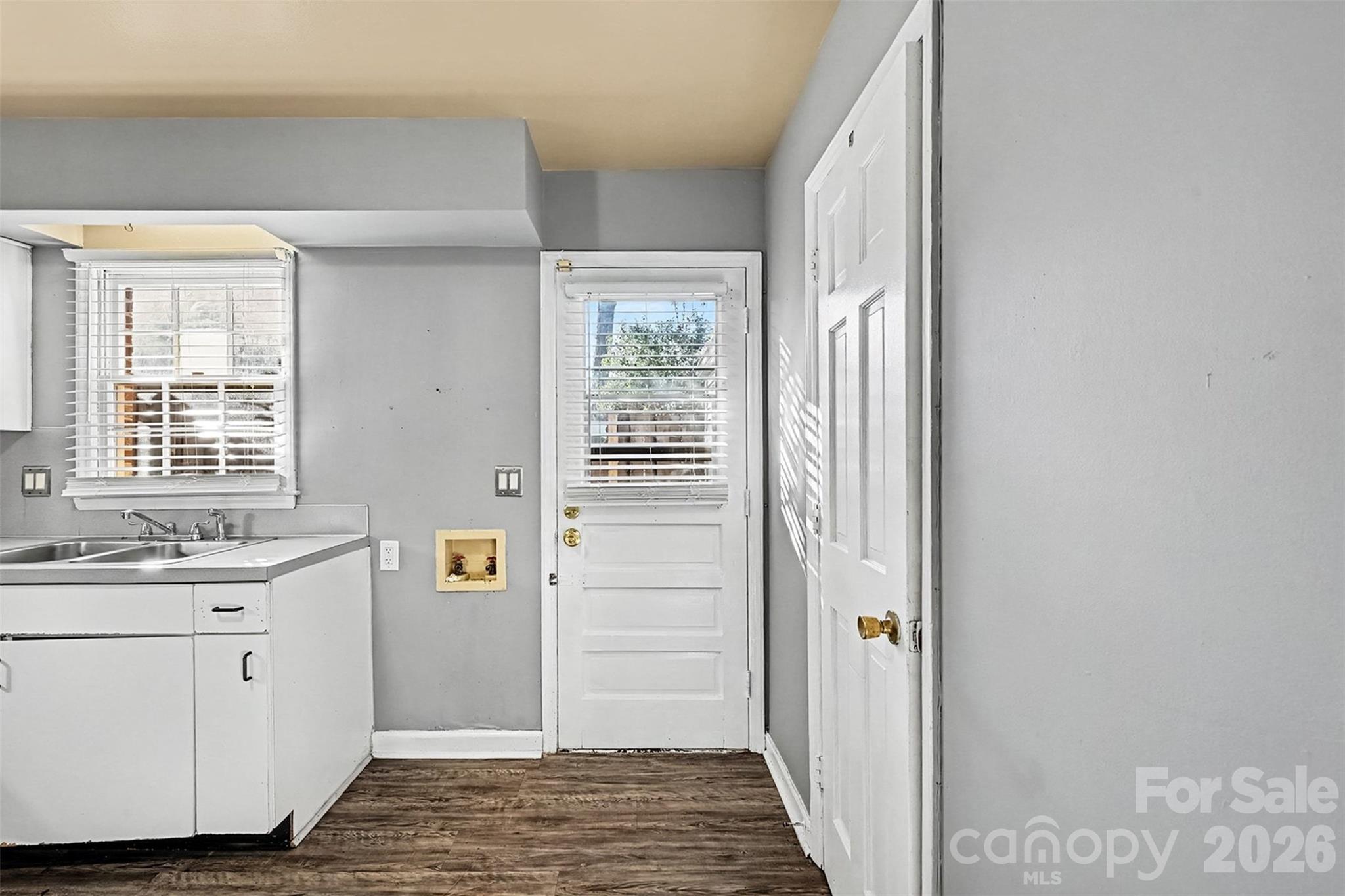 6436 Old Pineville Road E Property Photo 21