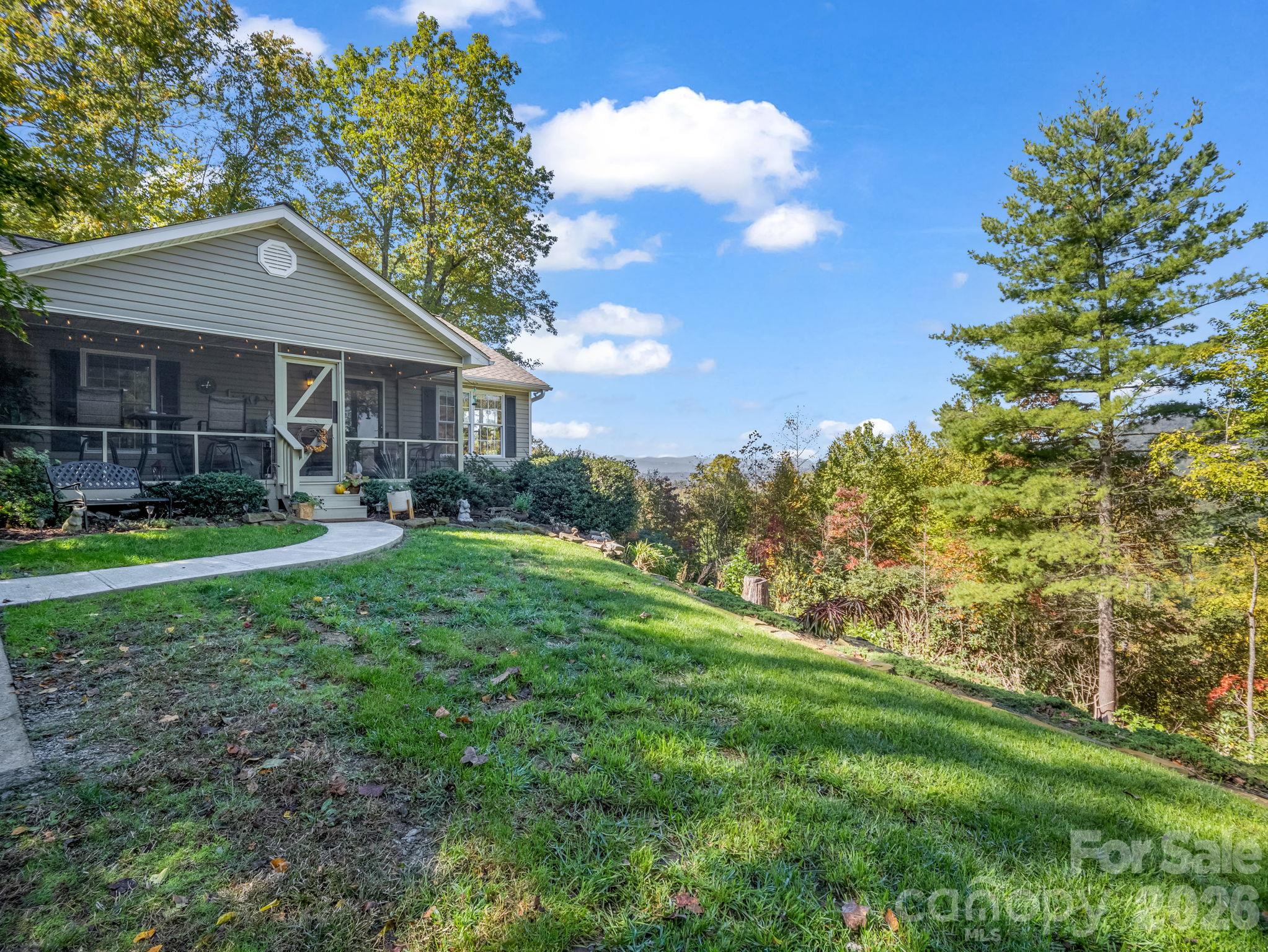 178 Hilltop View Drive Property Photo 4