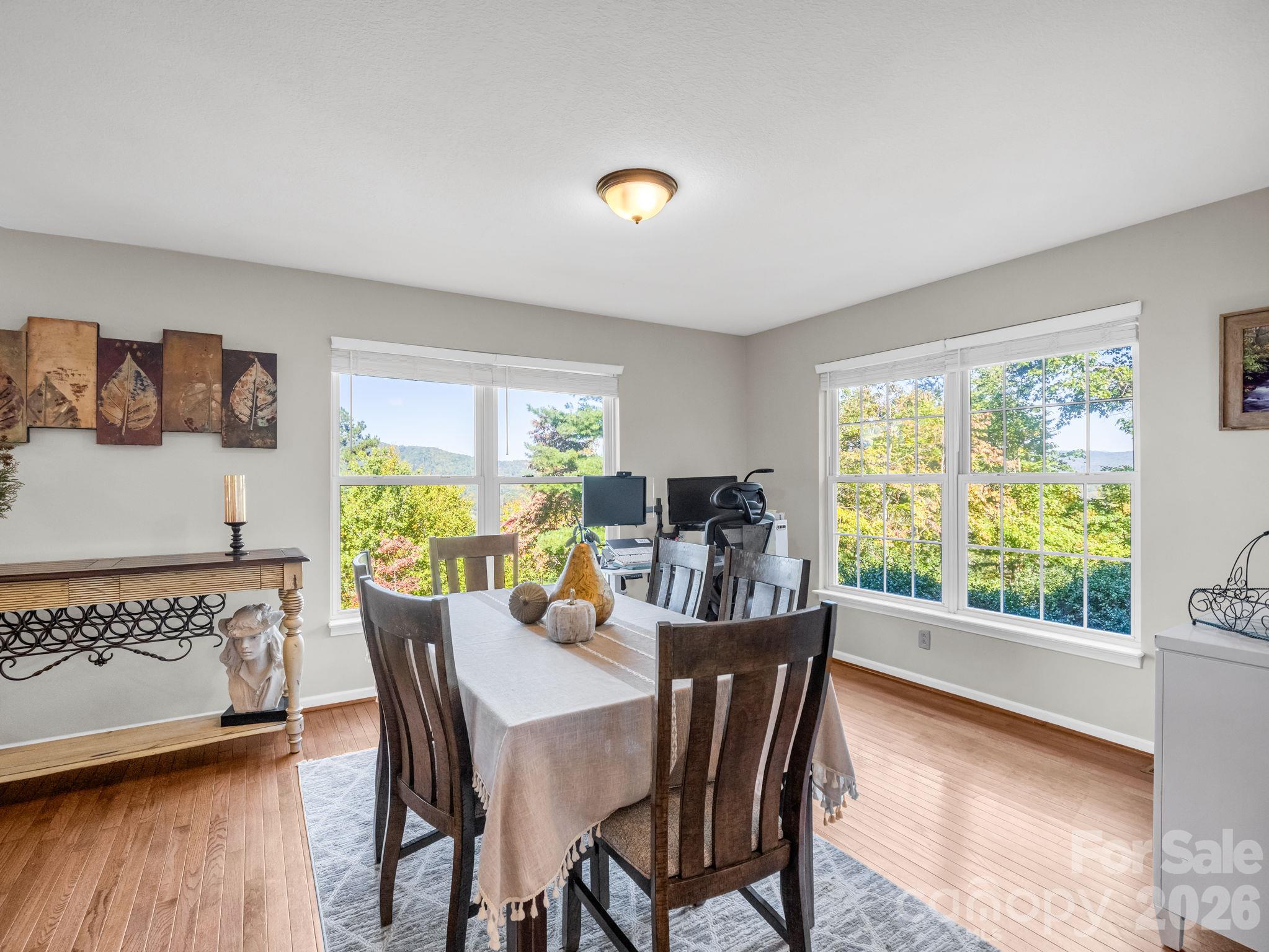 178 Hilltop View Drive Property Photo 8