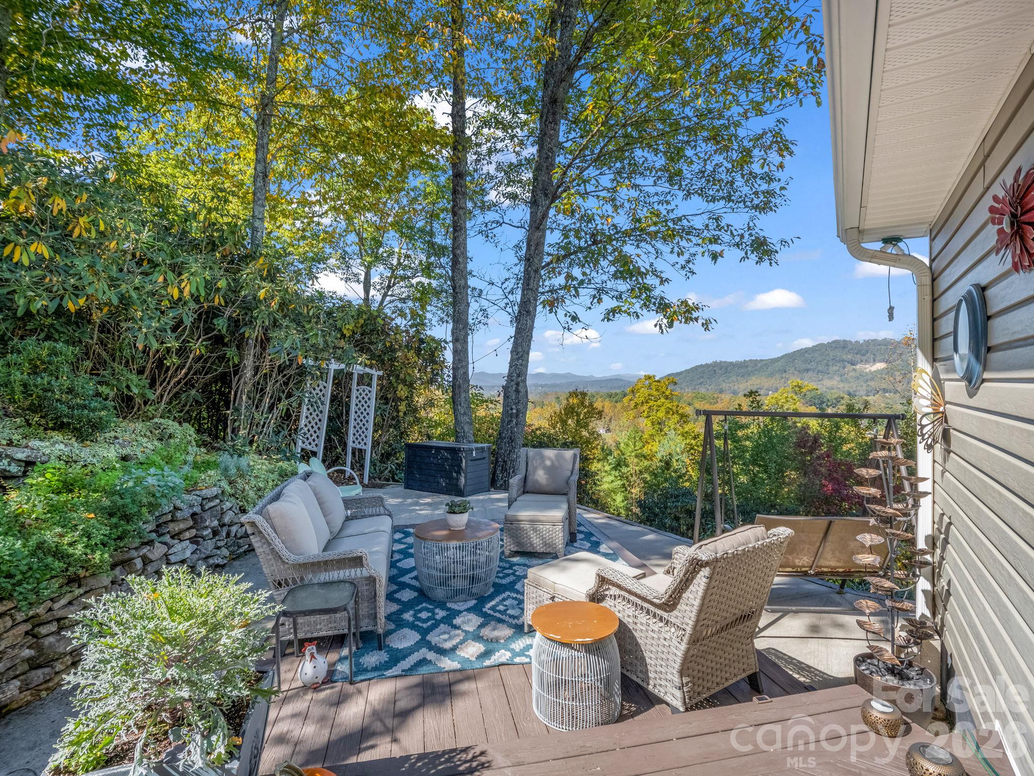 178 Hilltop View Drive Property Photo 30