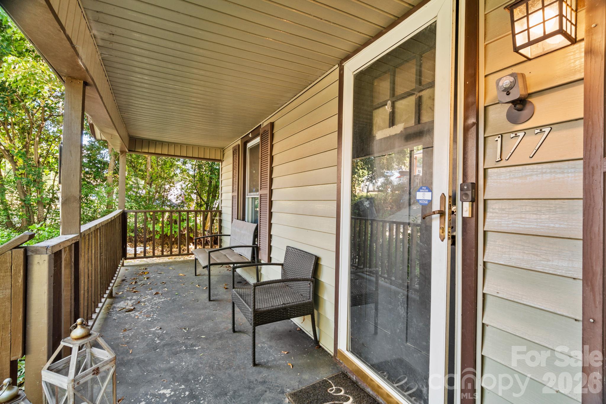 177 Young Avenue Property Photo 5