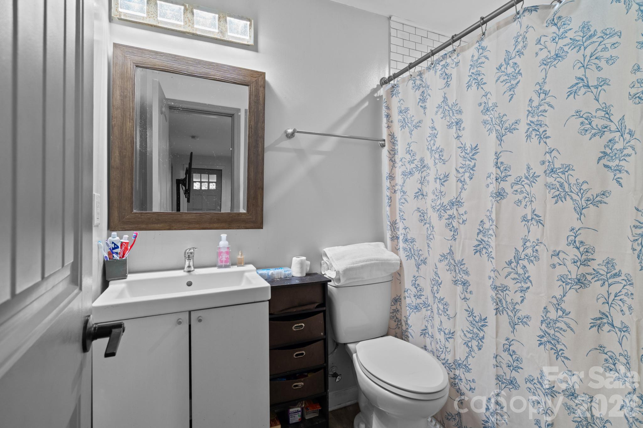 177 Young Avenue Property Photo 10
